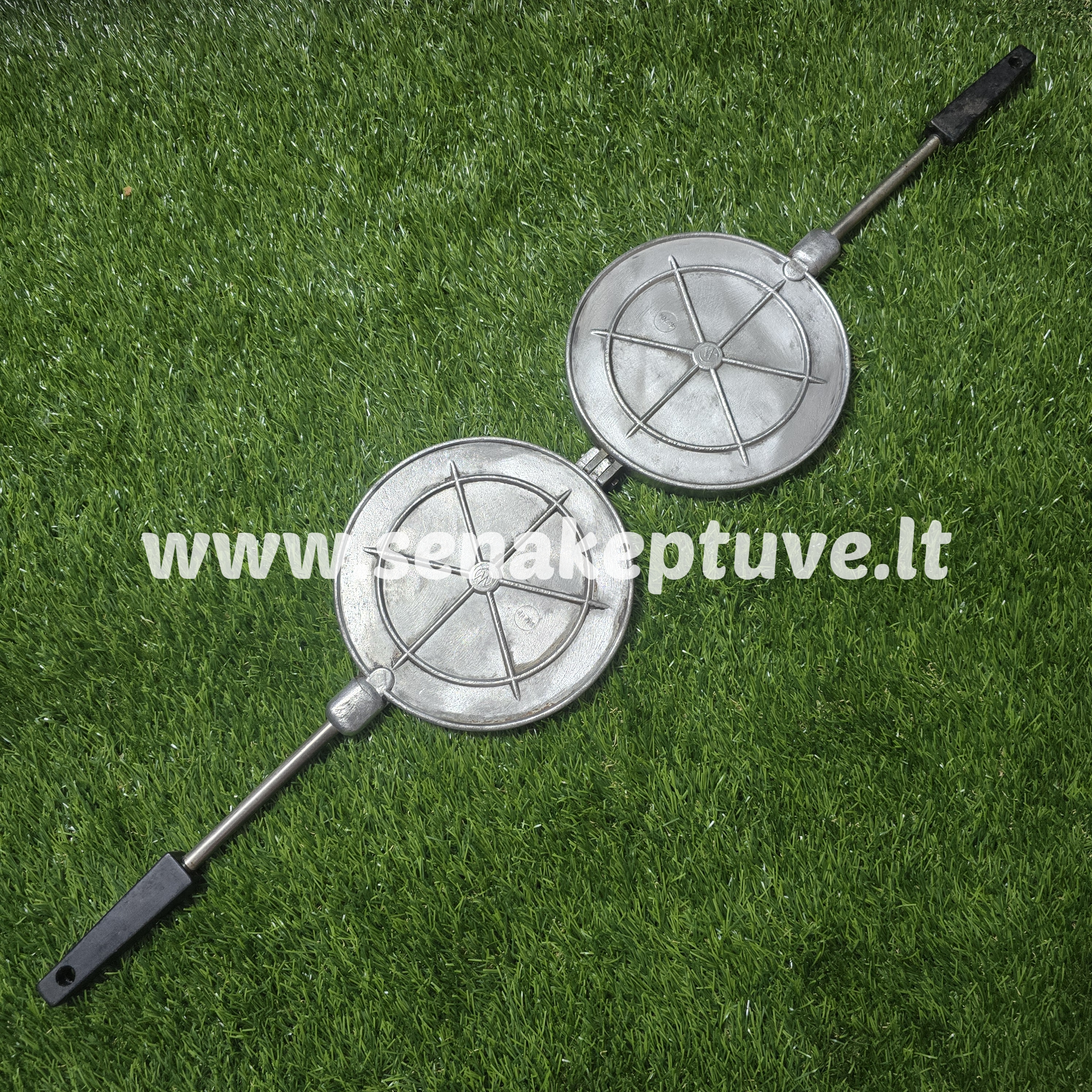 Senovinė blynų keptuvė