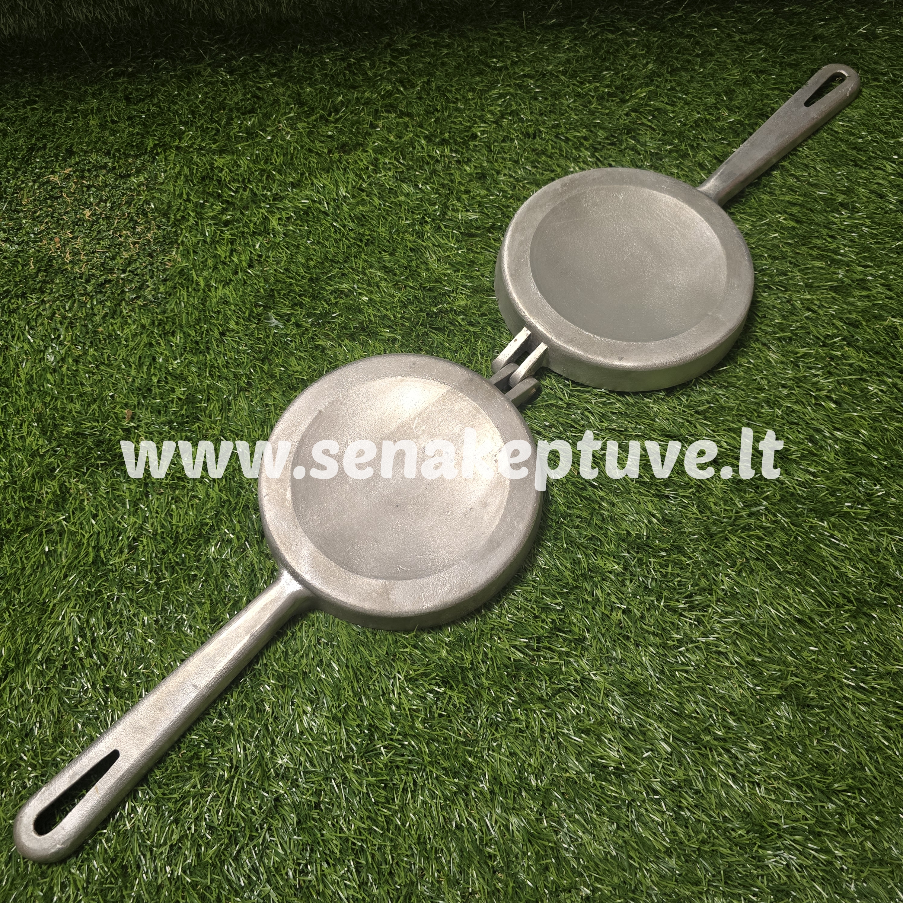 Senovinė grybukų keptuvė