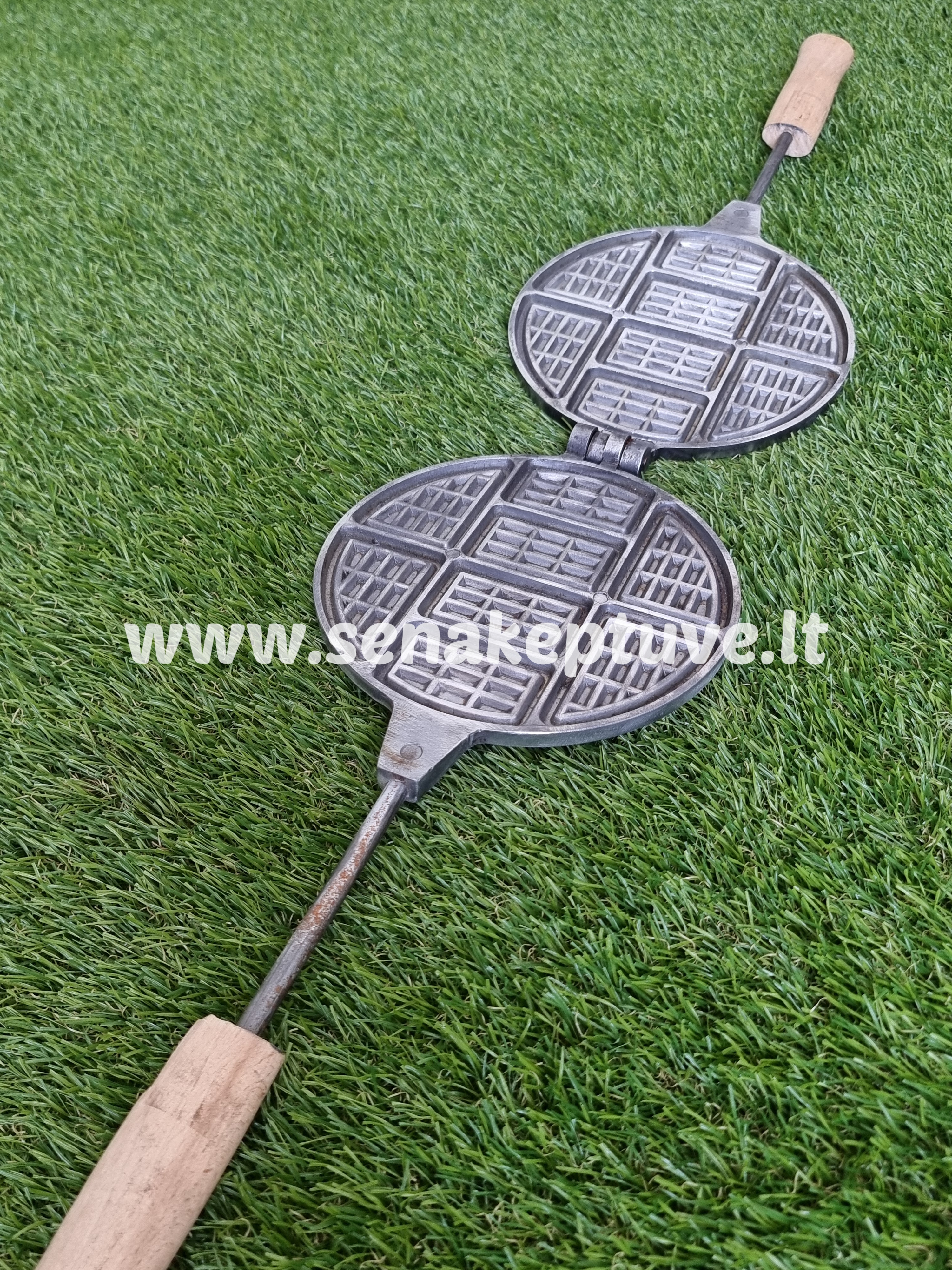 Senovinė blynų keptuvė