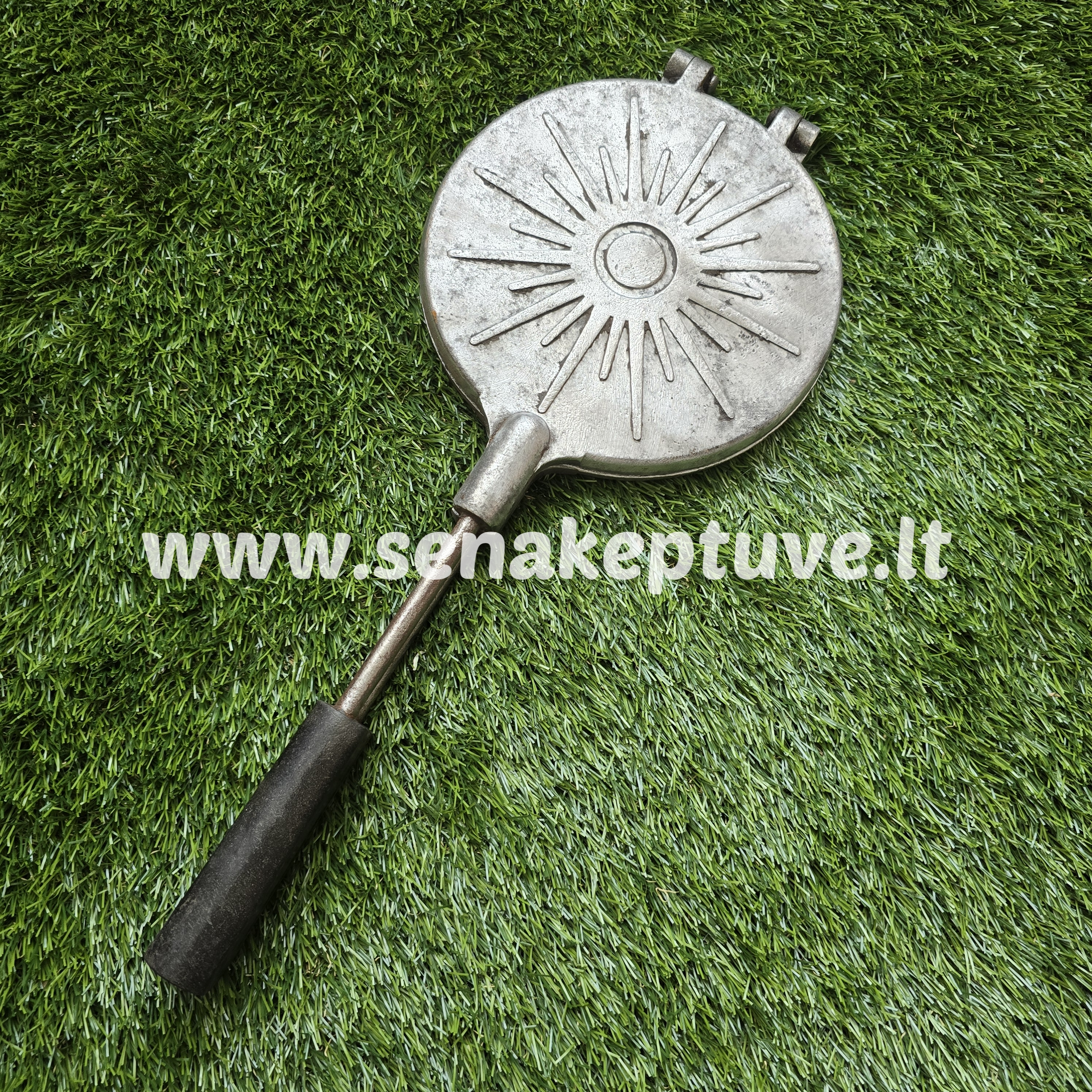 Senovinė blynų keptuvė