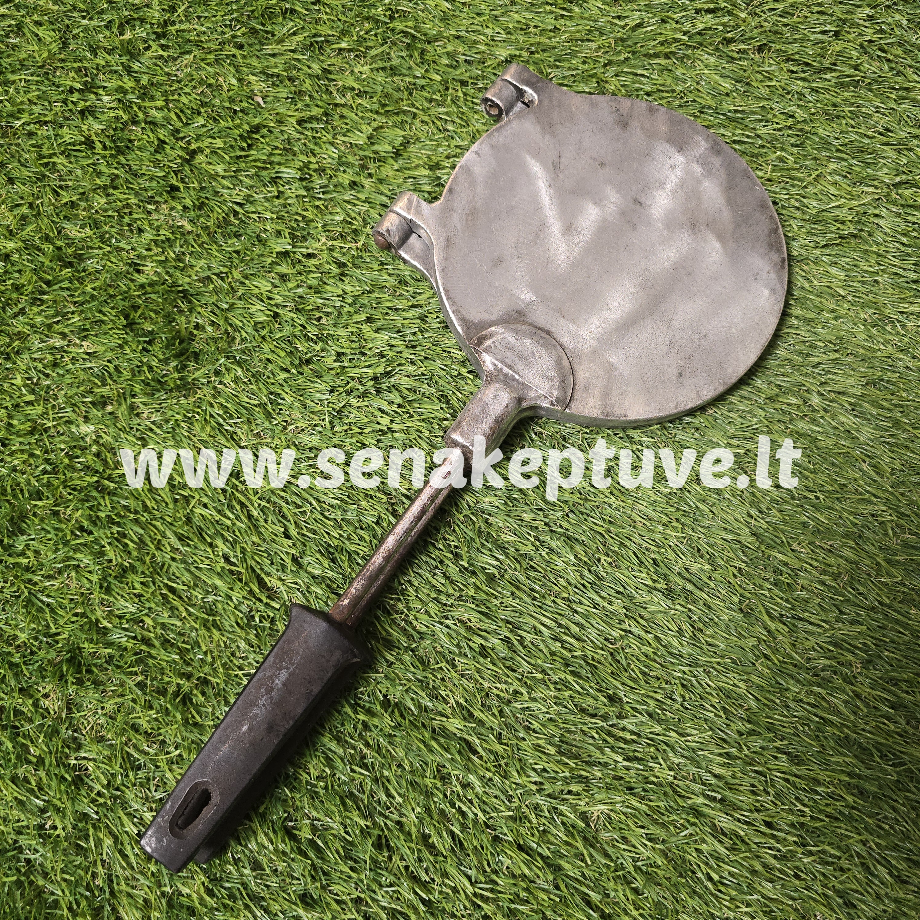 Senovinė blynų keptuvė