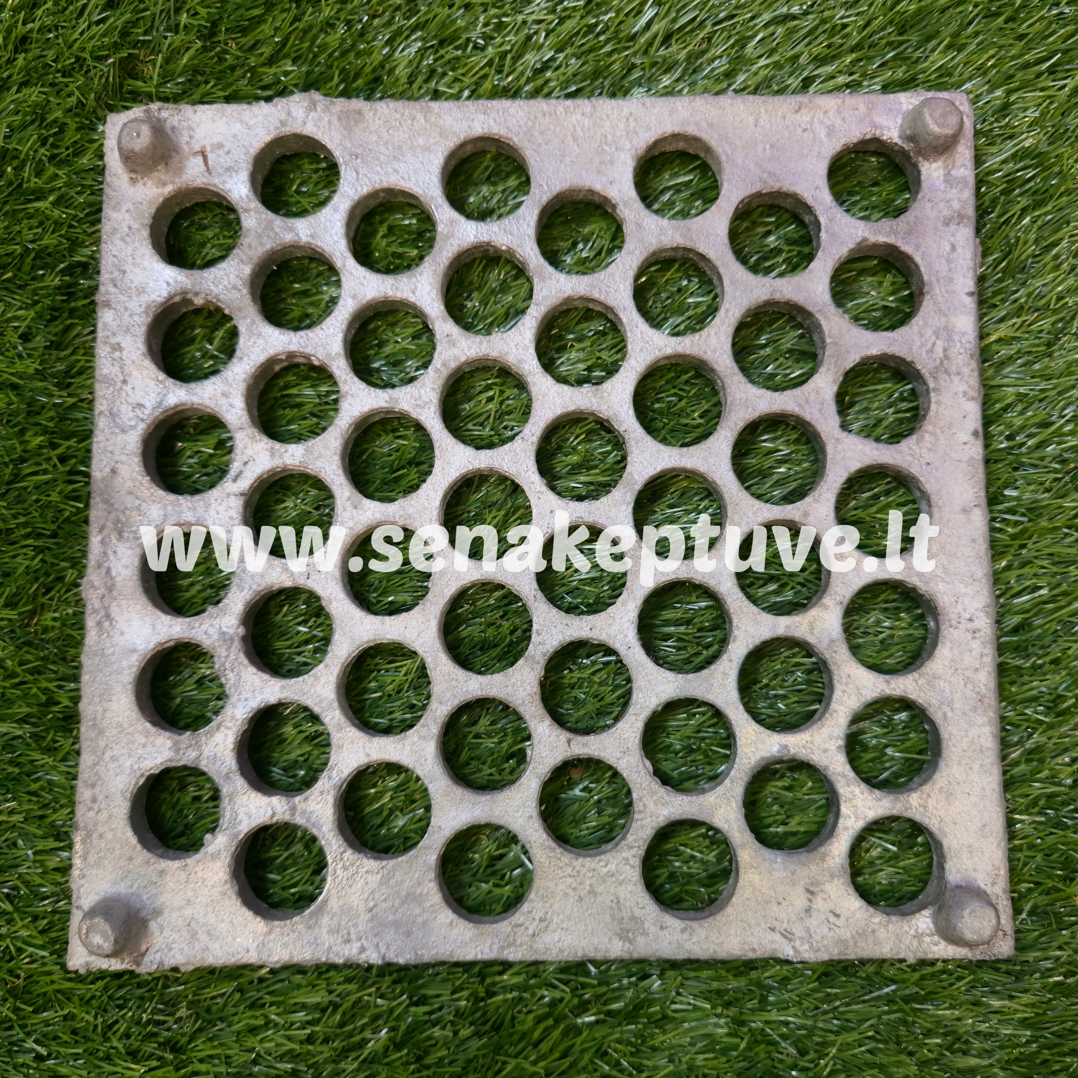 Senovinė koldūnų kepimo forma