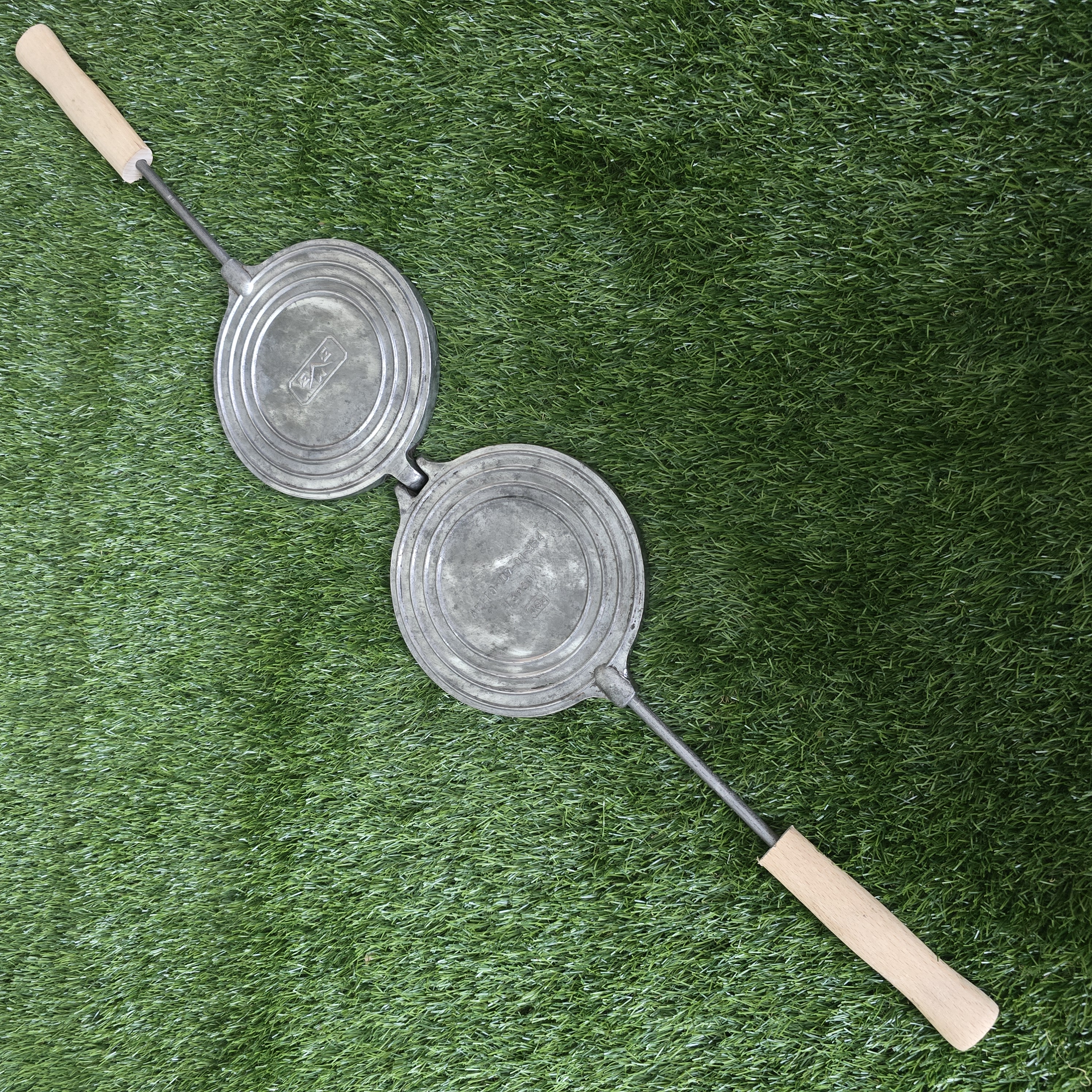 Senovinė blynų keptuvė