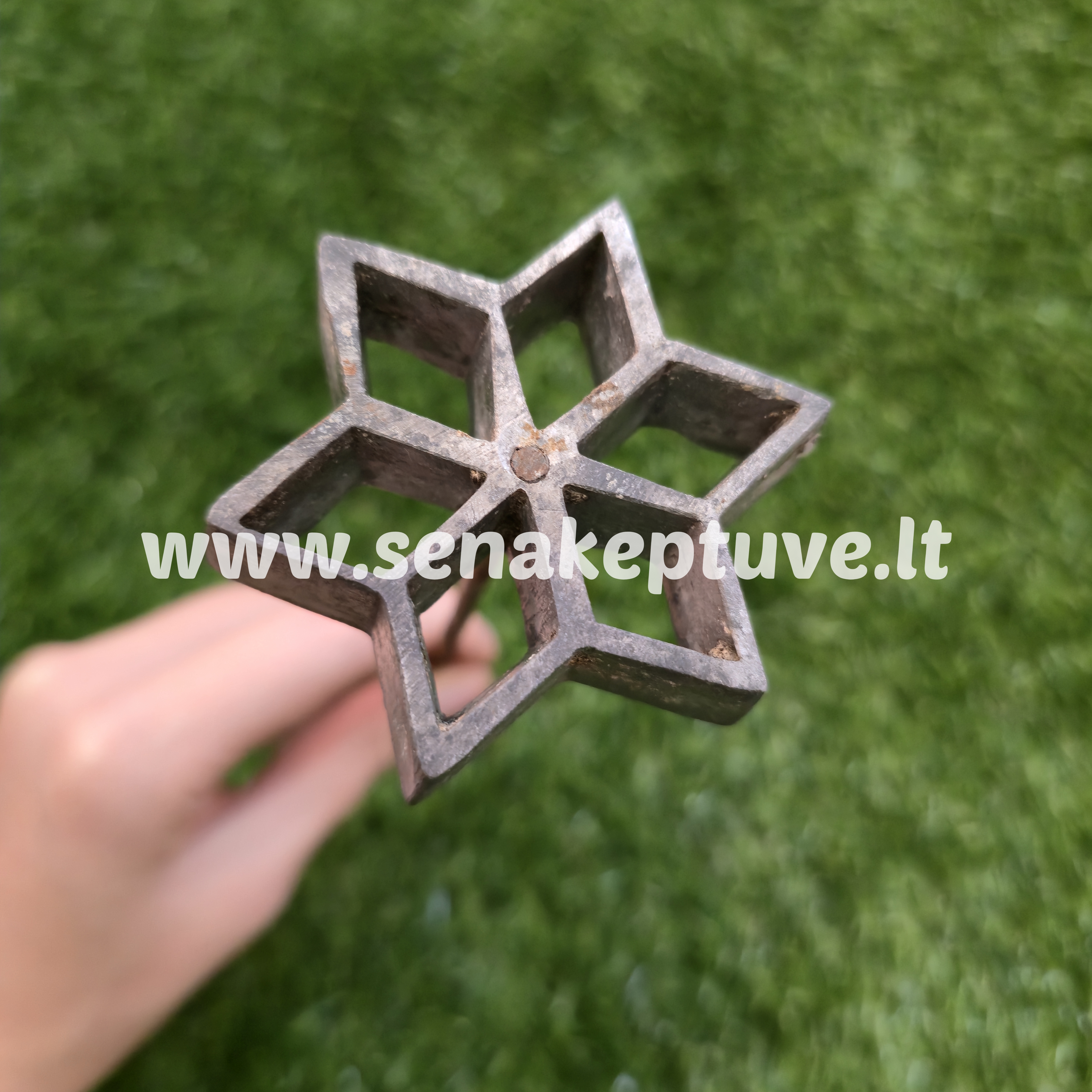 Senovinė žagarėlių formelė su koteliu