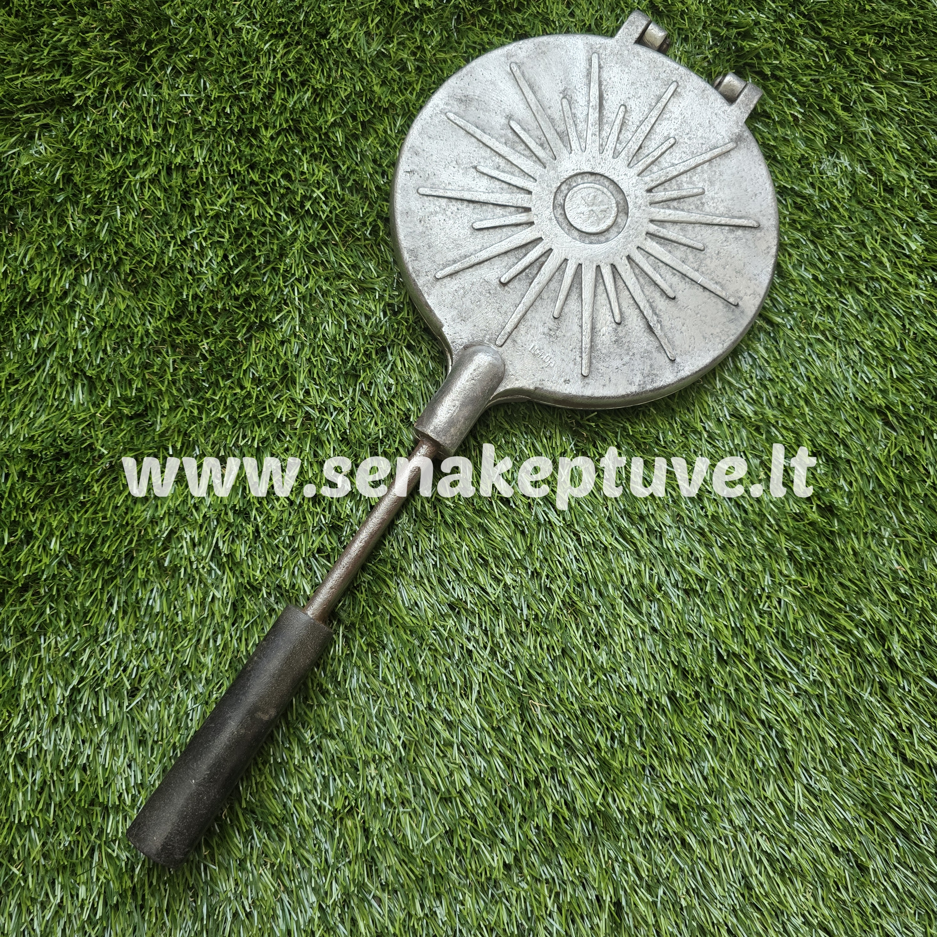 Senovinė blynų keptuvė