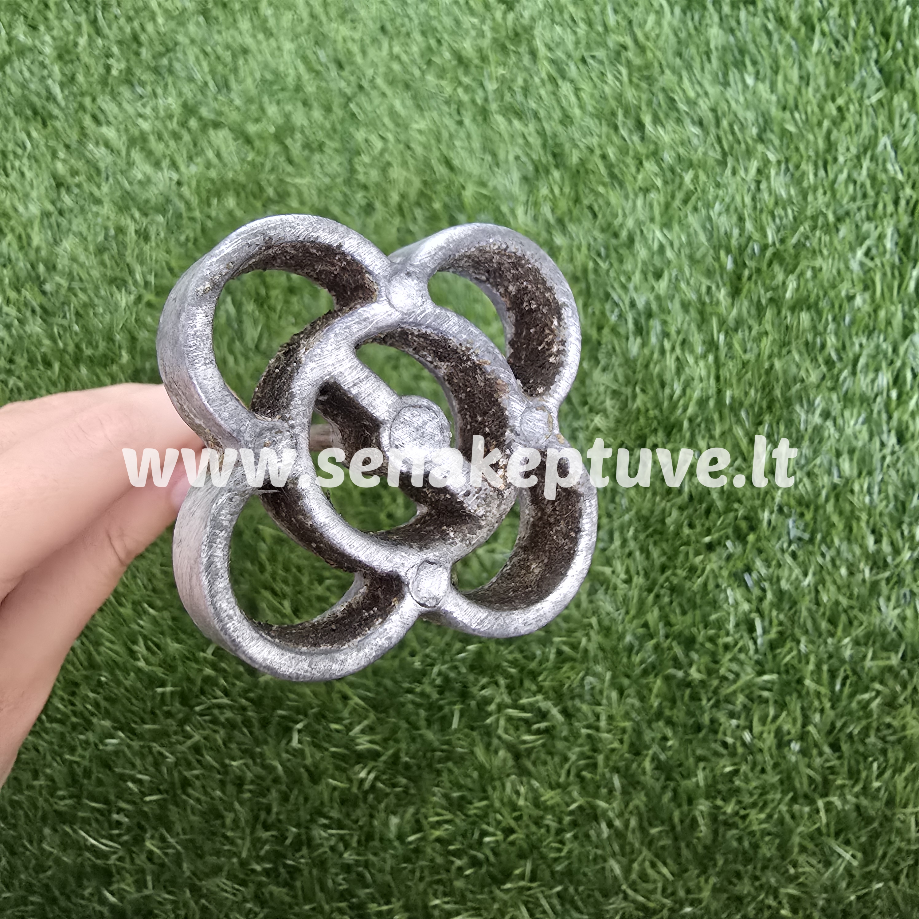 Senovinė žagarėlių formelė su koteliu