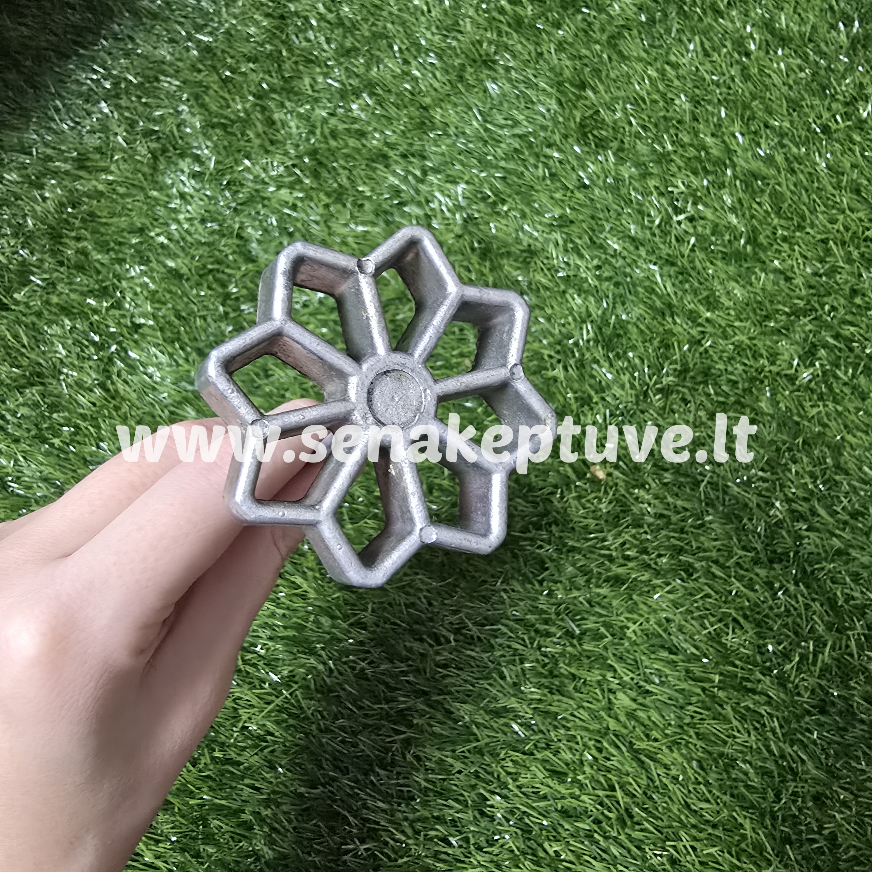 Senovinė žagarėlių formelė su koteliu