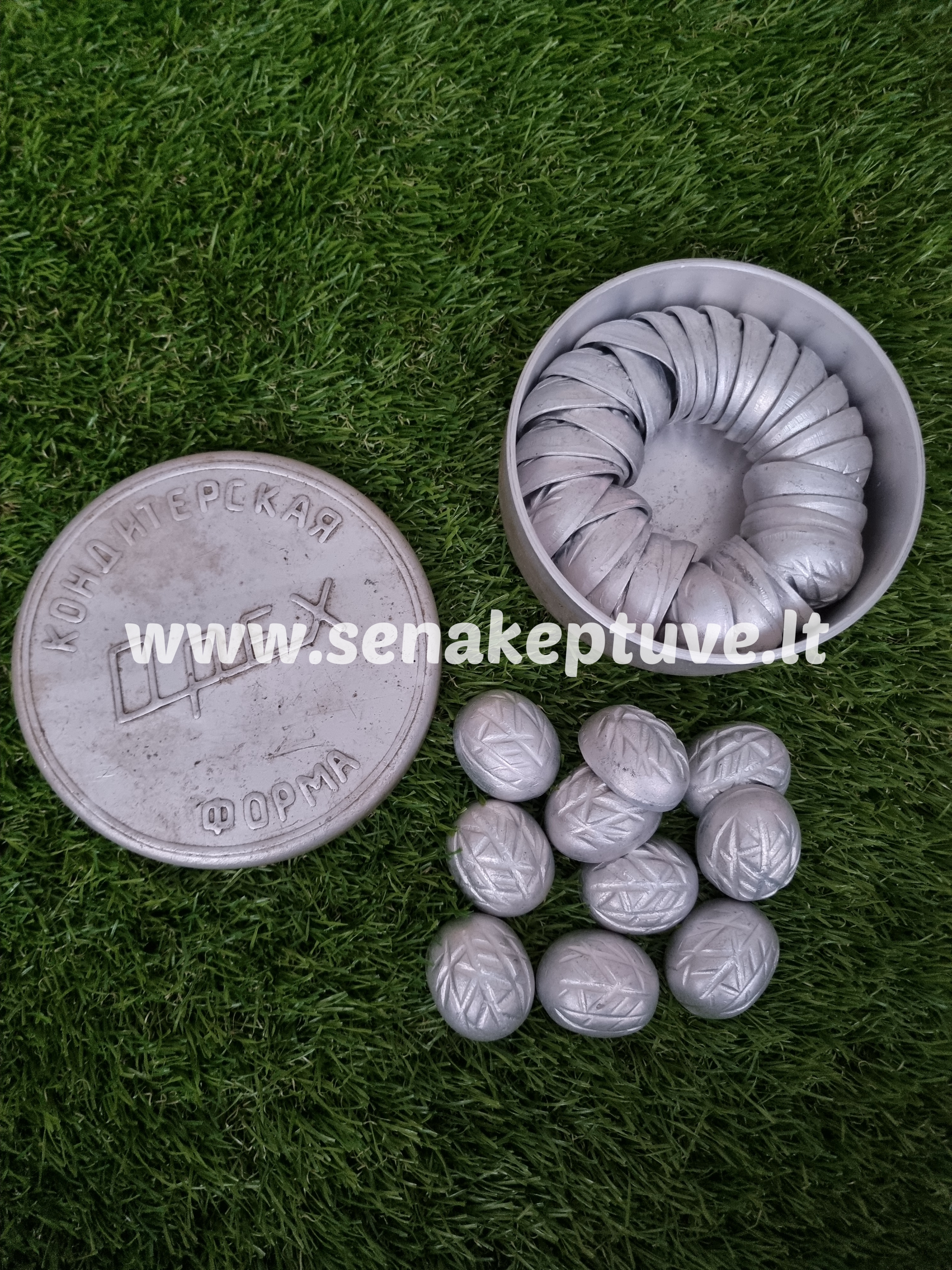 Senovinės riešutėlių formelės