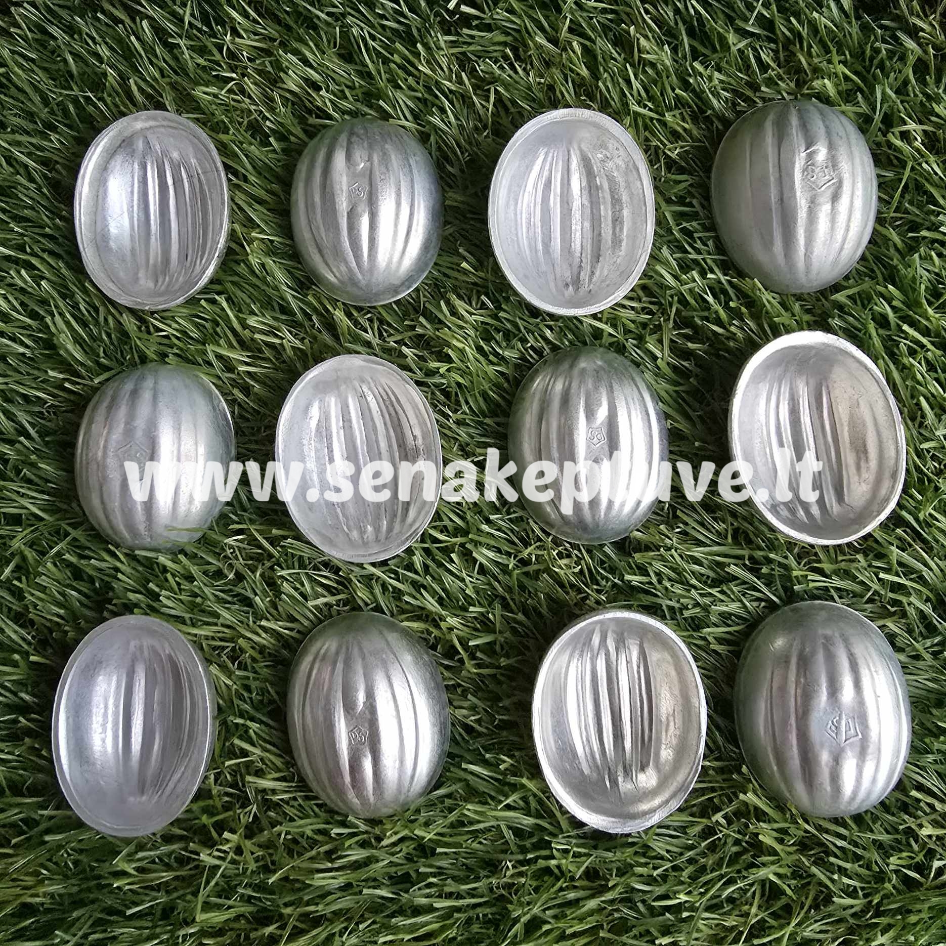 Senovinės riešutėlių formelės