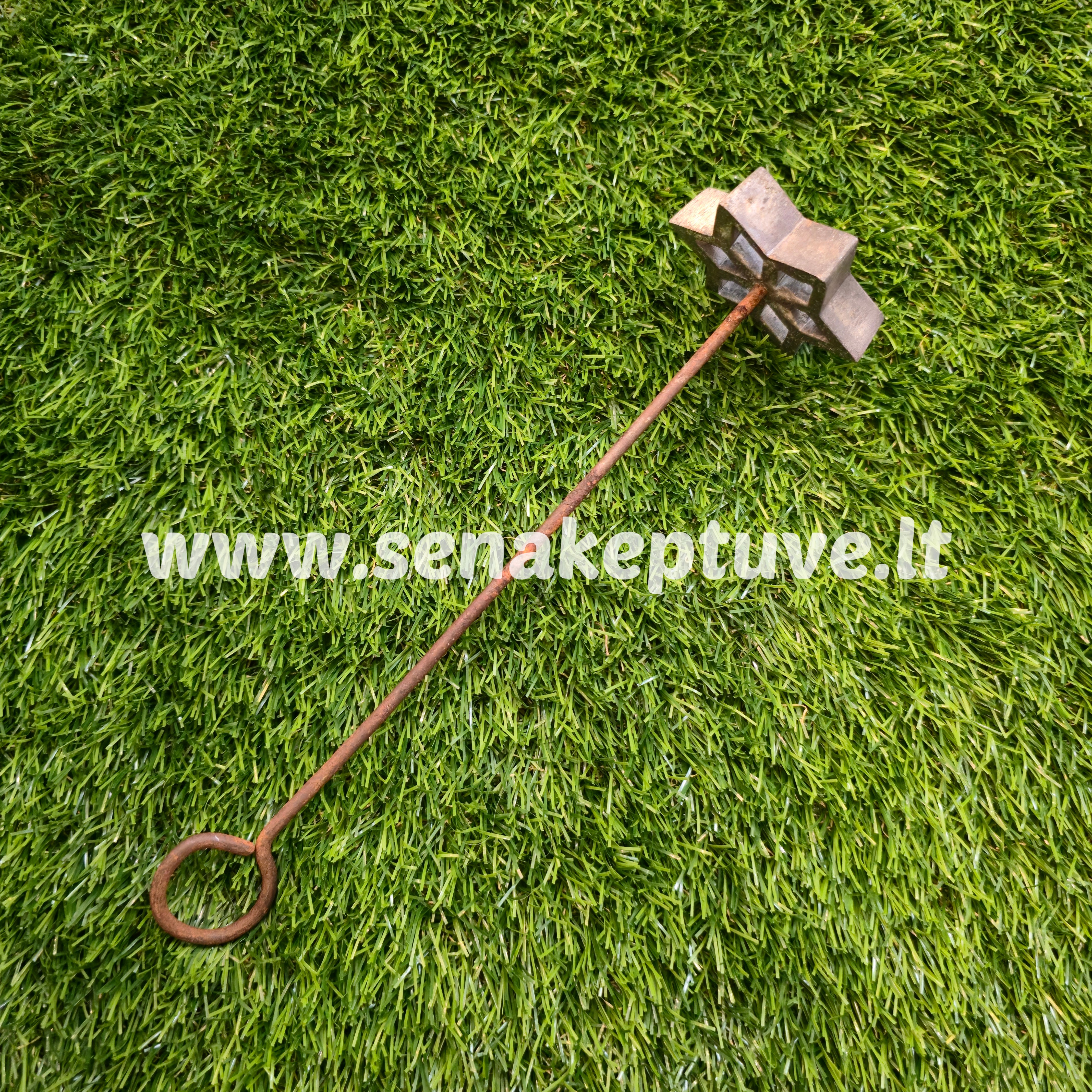 Senovinė žagarėlių formelė su koteliu