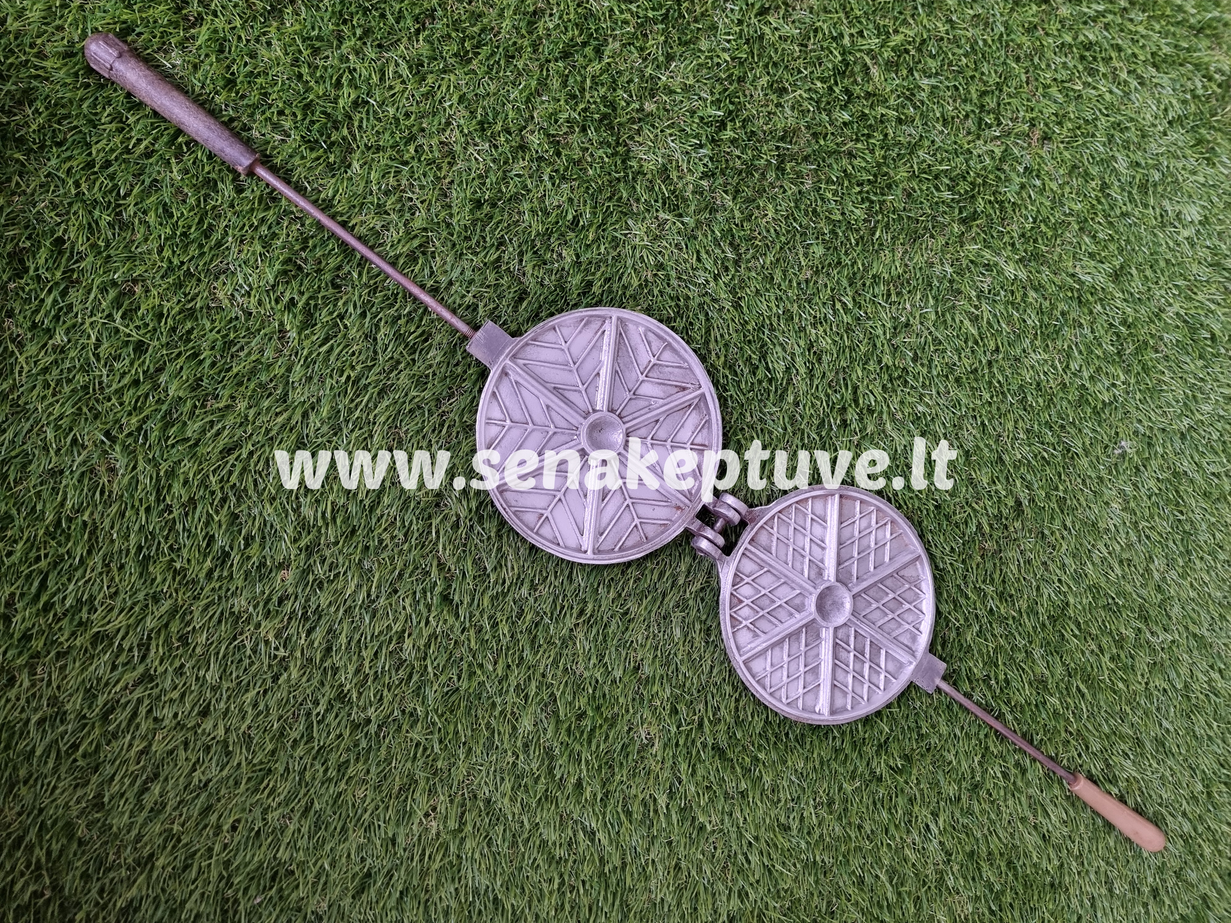 Senovinė blynų keptuvė