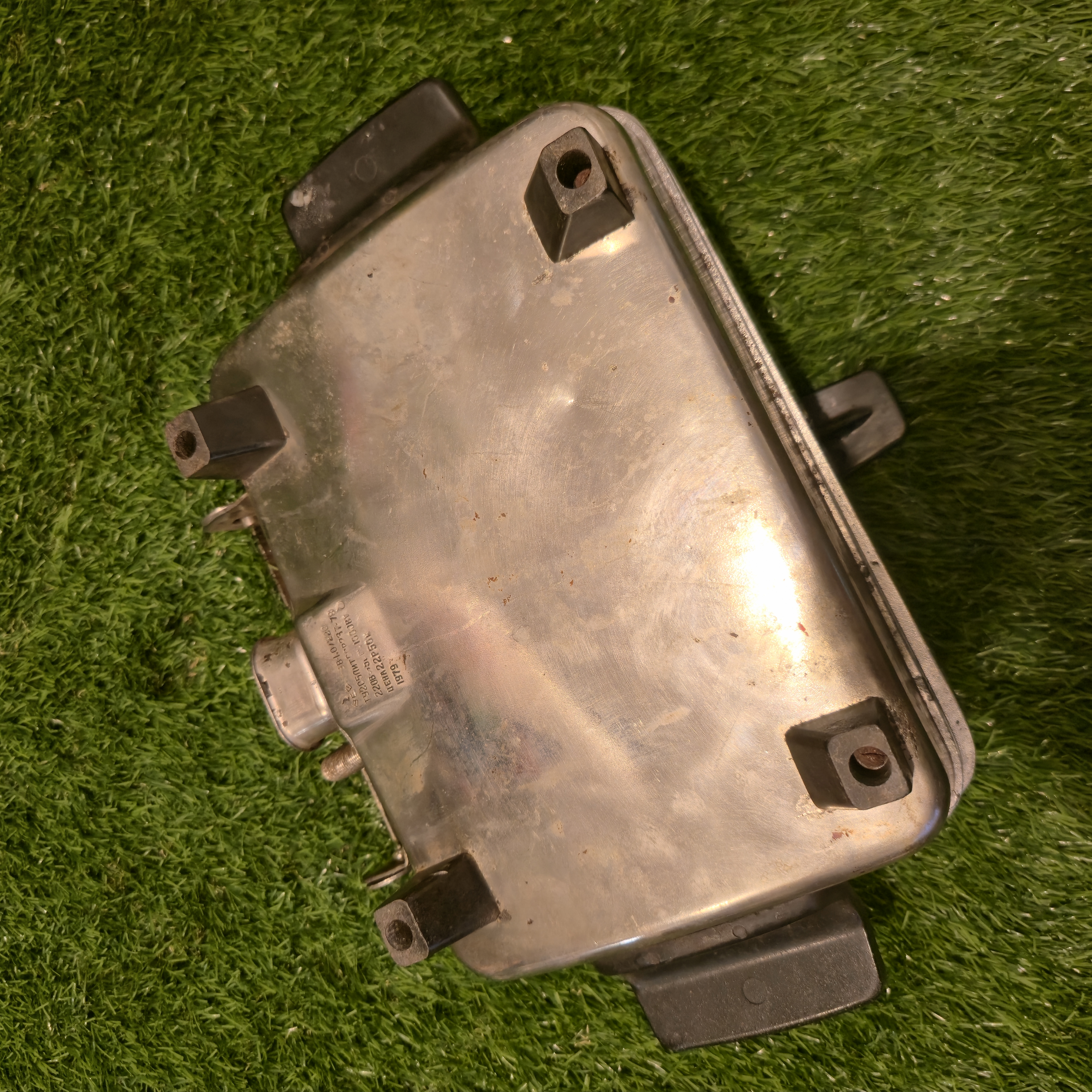 Senovinė elektrinė vaflinė su laidu