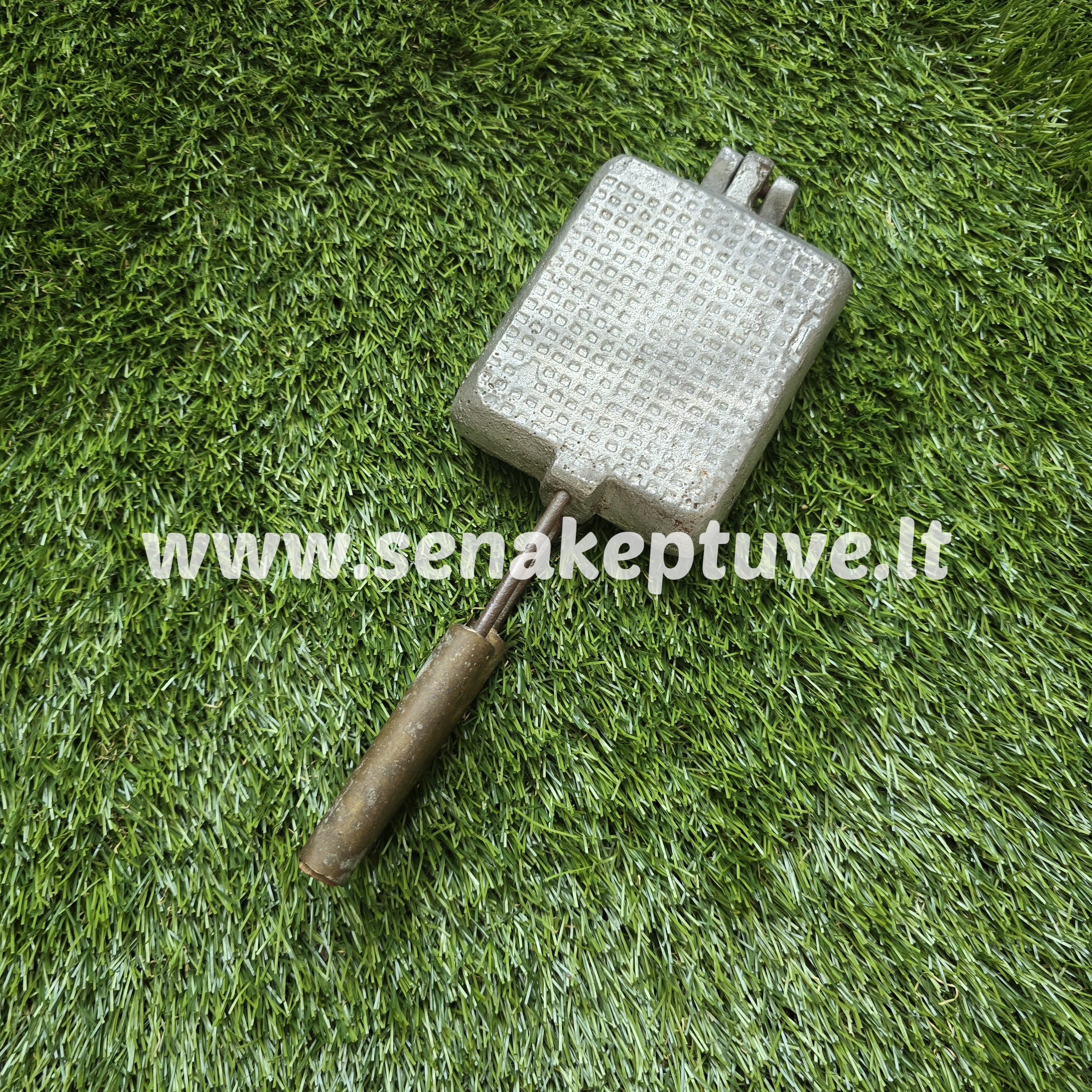 Senovinė voveraičių keptuvė