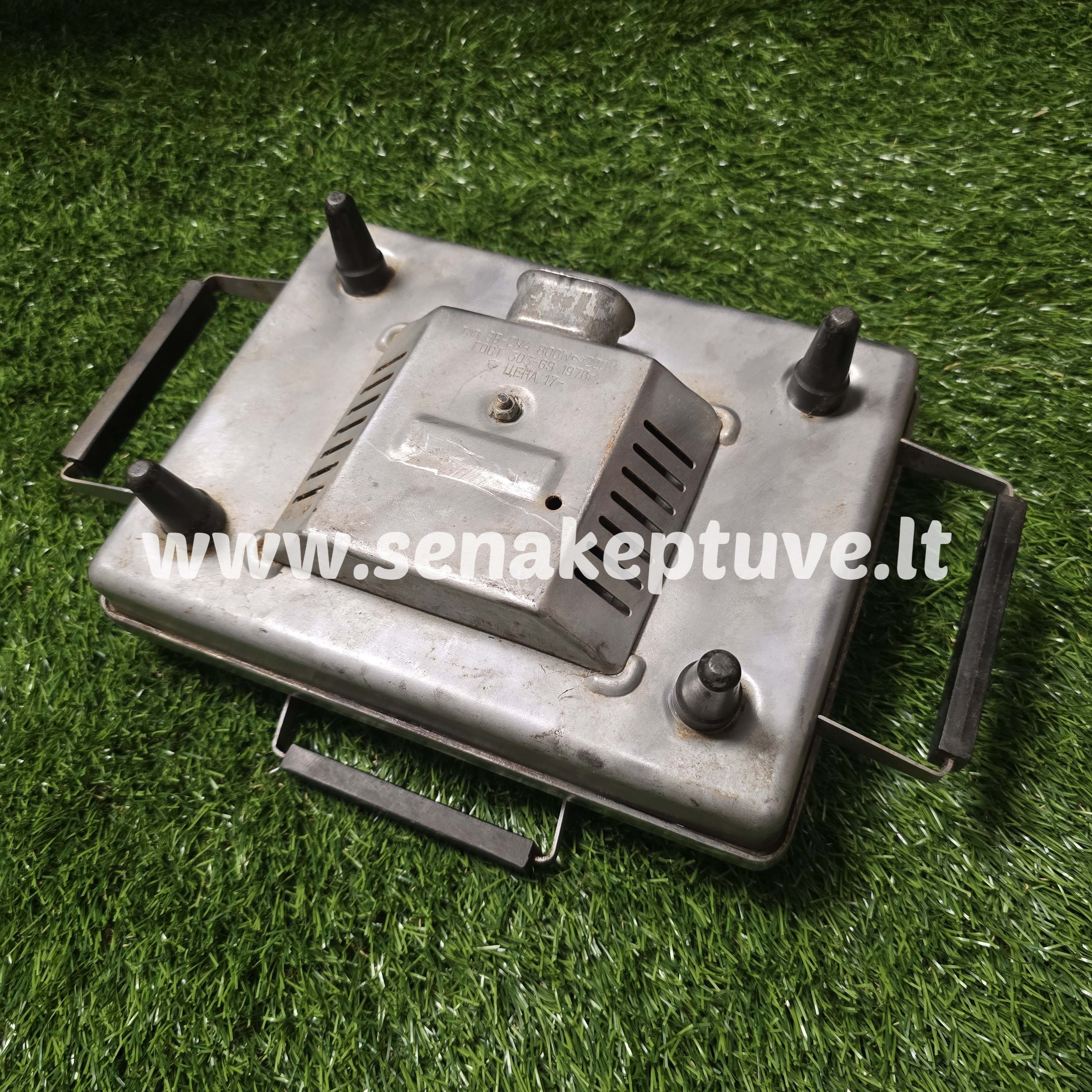 Senovinė elektrinė vaflinė su laidu ploniems vafliams