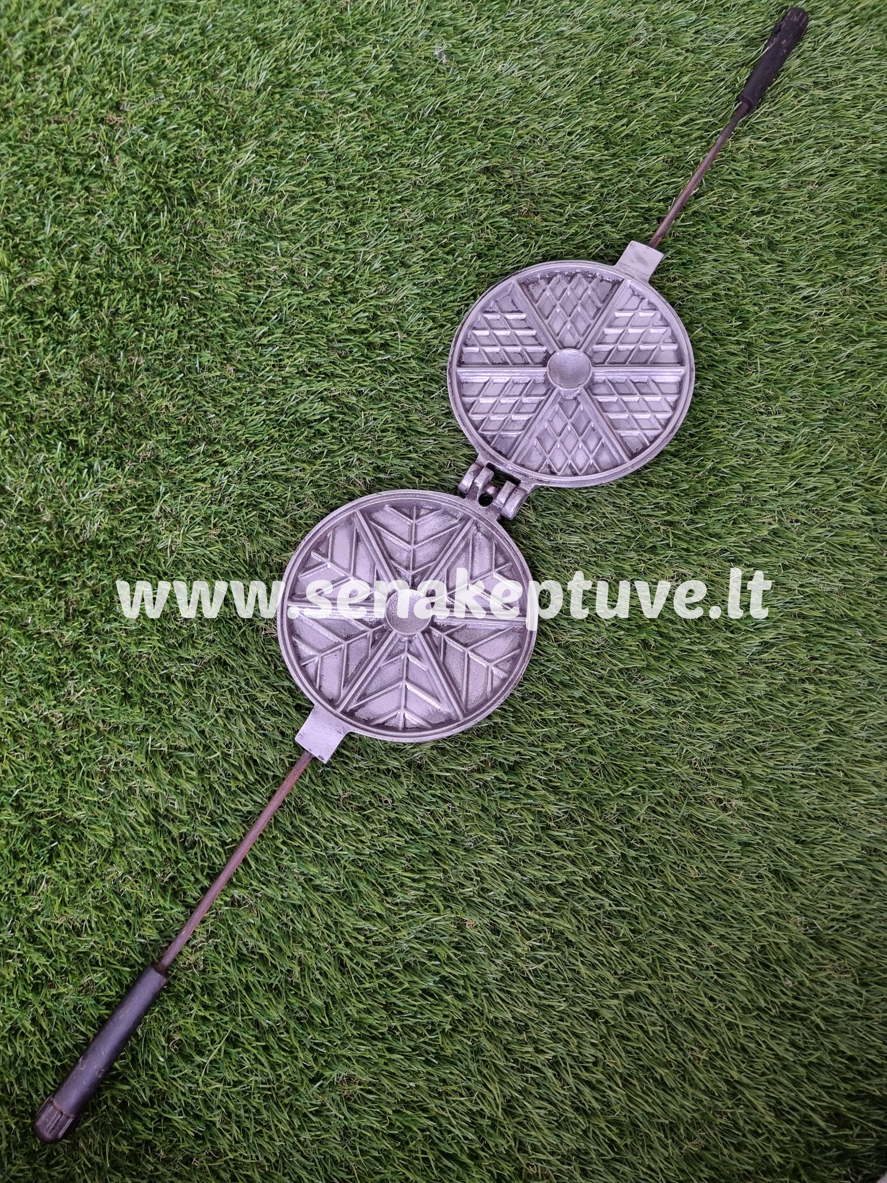 Senovinė blynų keptuvė