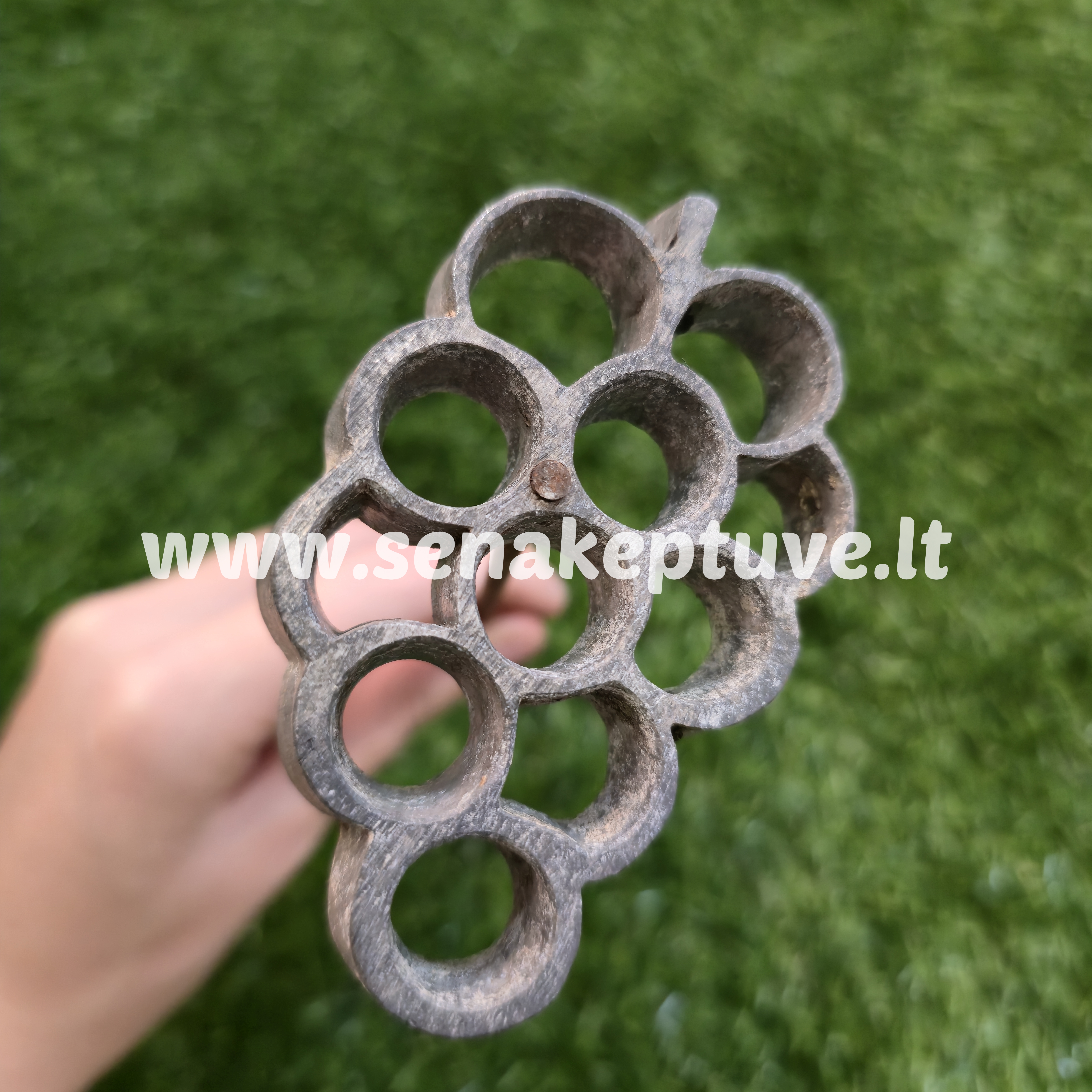 Senovinė žagarėlių formelė su koteliu