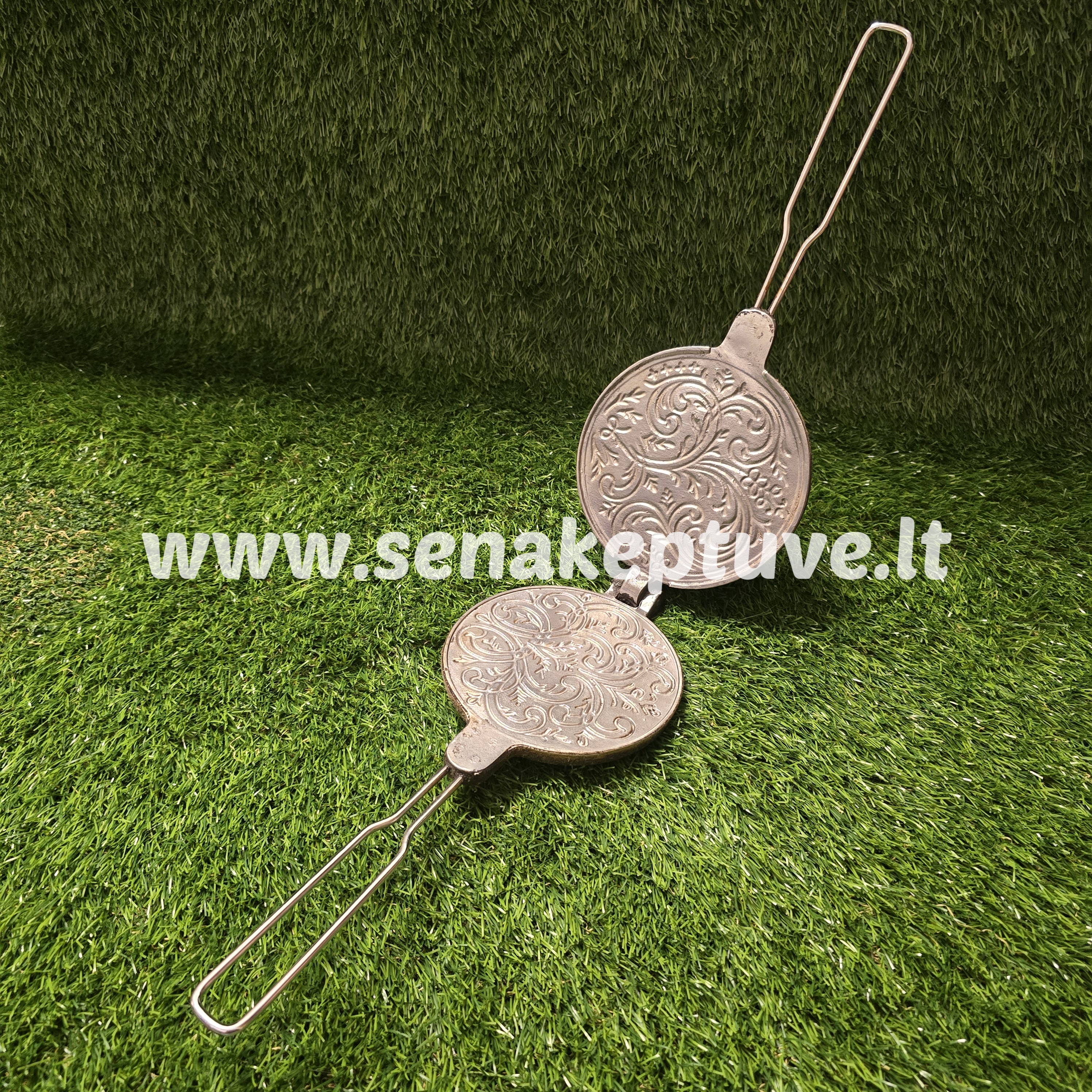 Senovinė plonų vaflių keptuvė