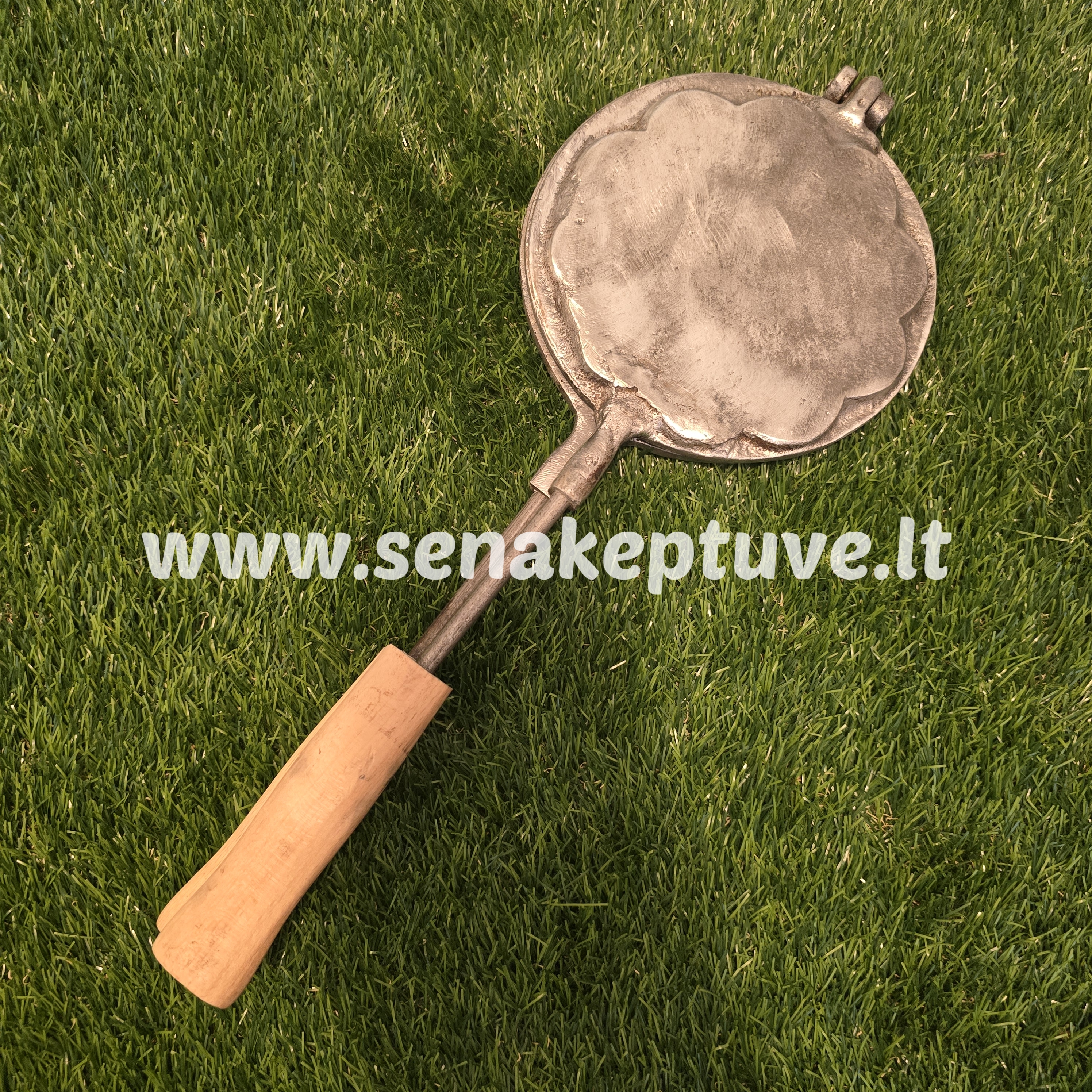 Senovinė blynų keptuvė