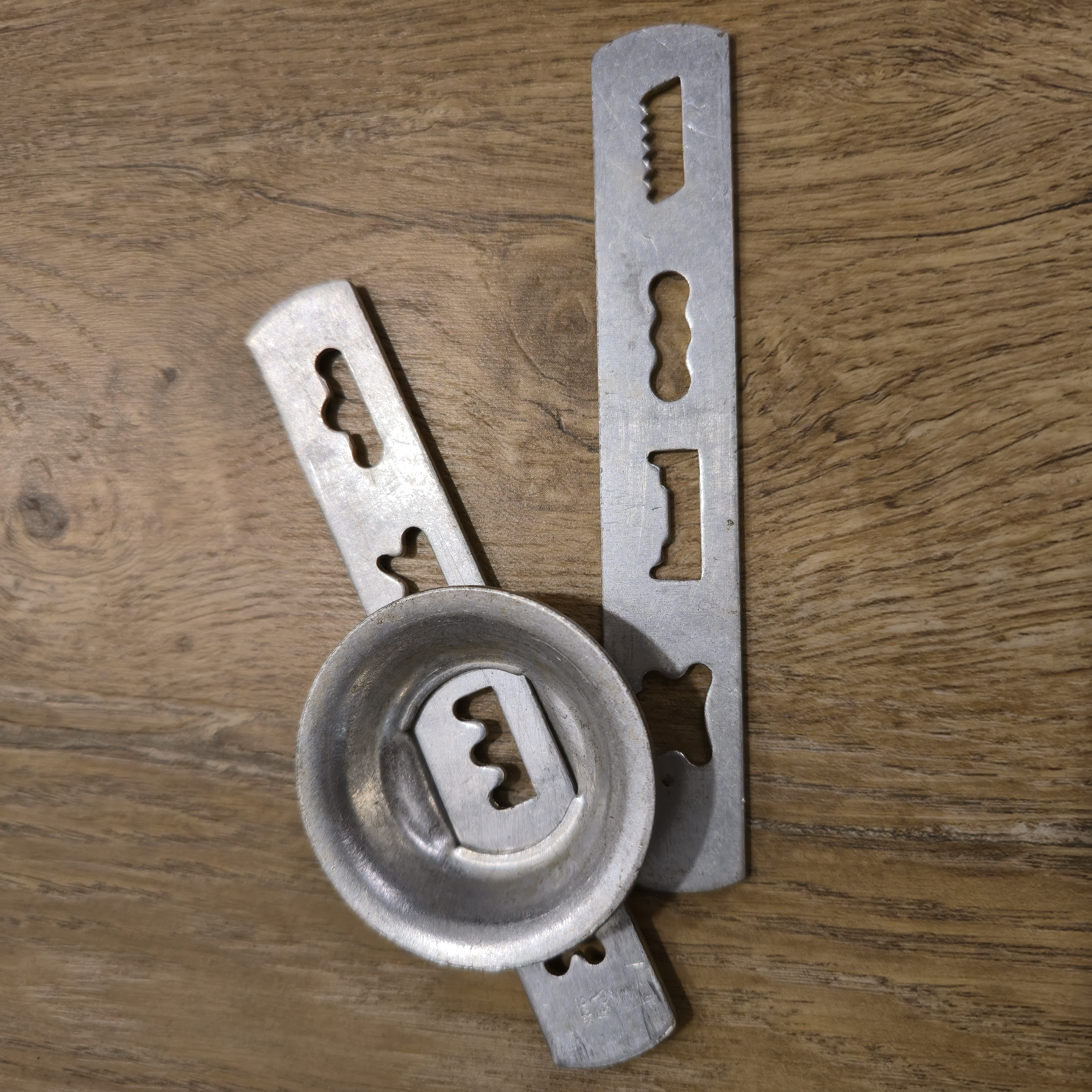 Priedas mėsmalei su 2 juostelėmis