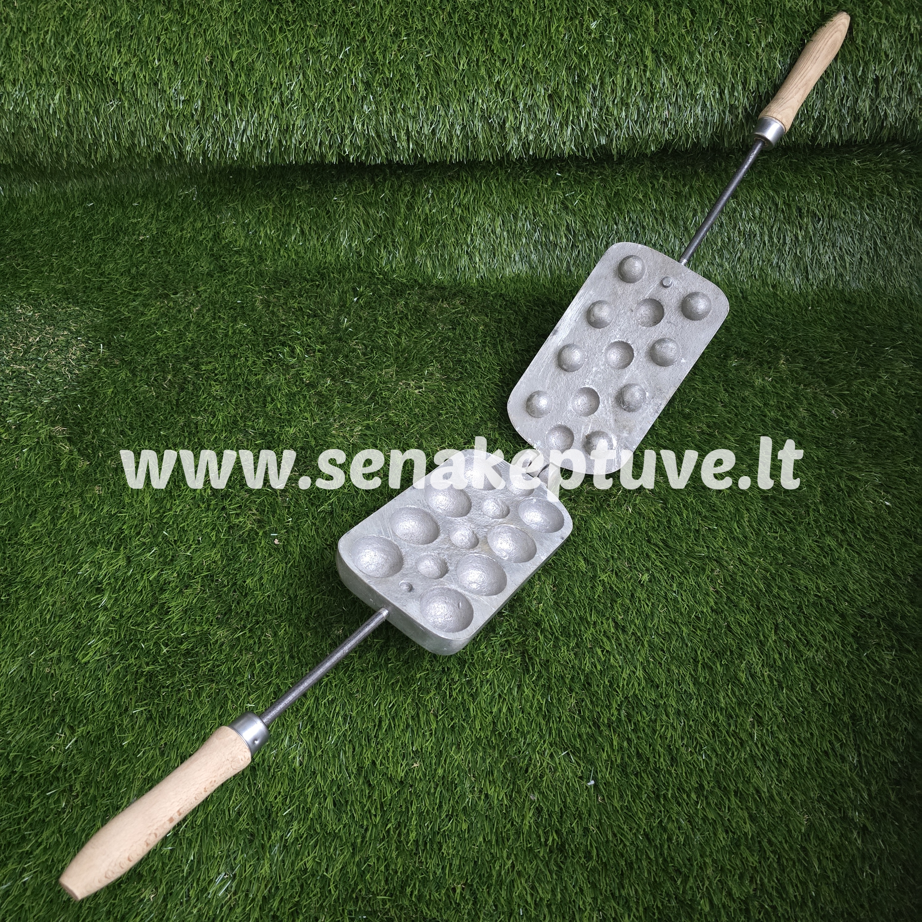 Senovinė kaštonų keptuvė