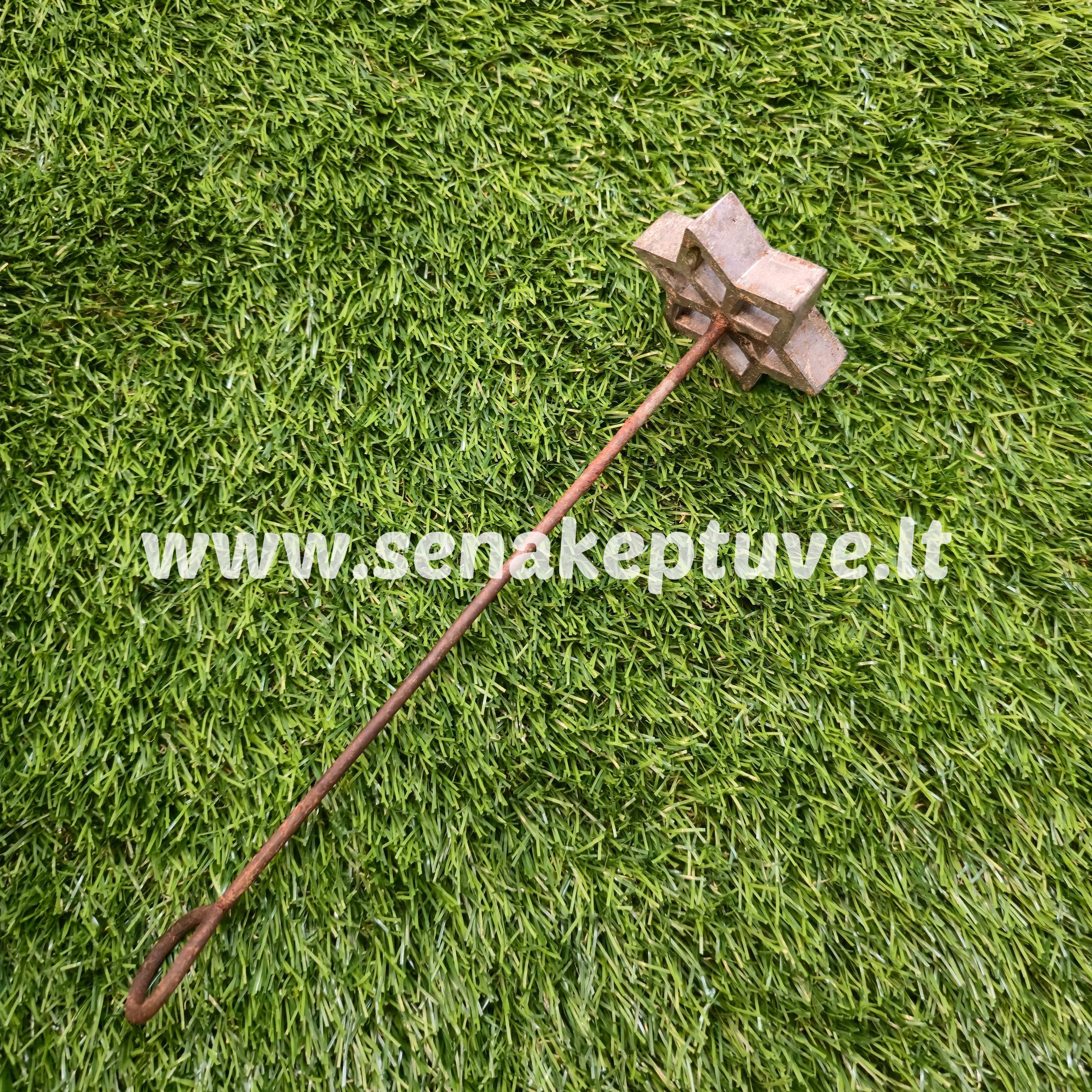 Senovinė žagarėlių formelė su koteliu