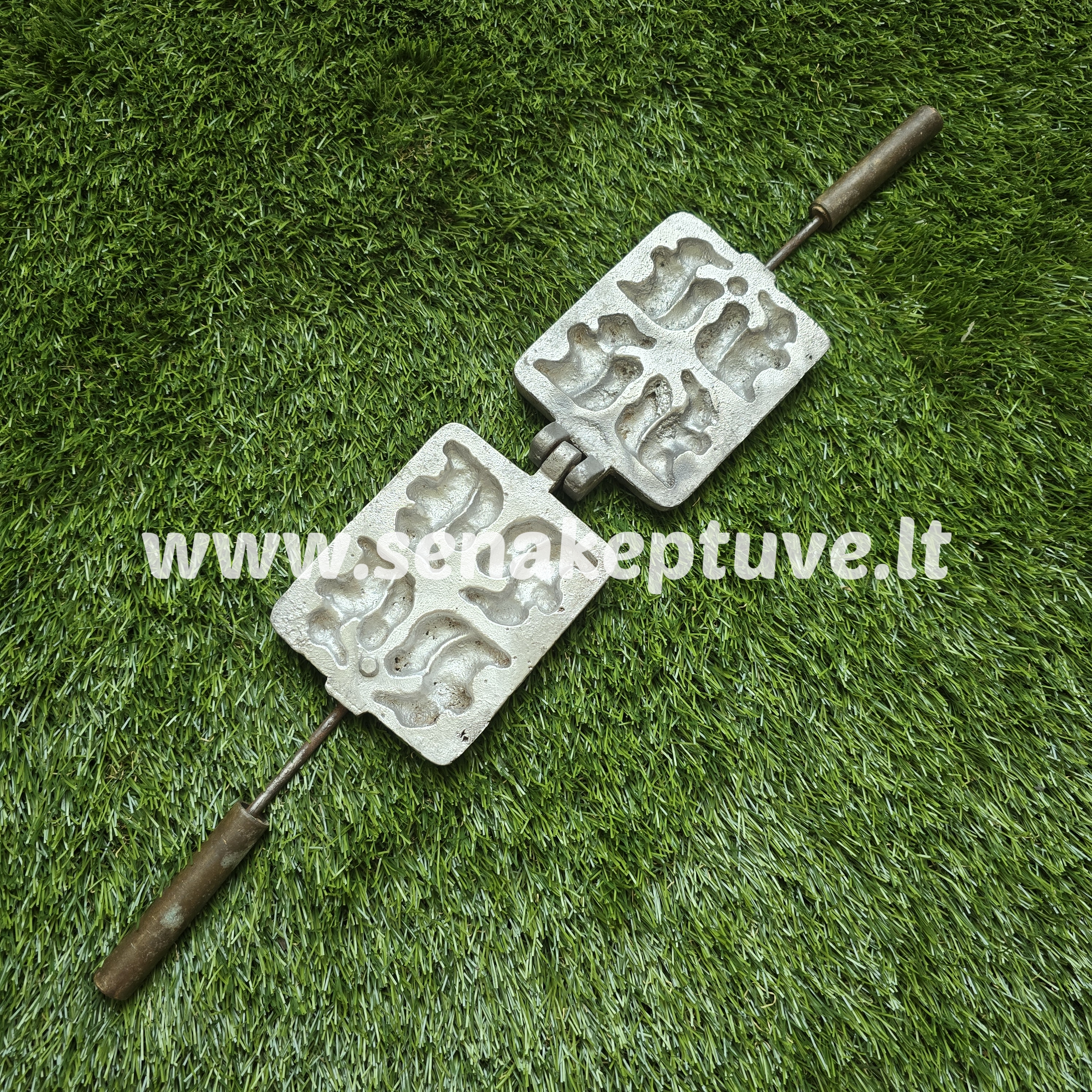 Senovinė voveraičių keptuvė