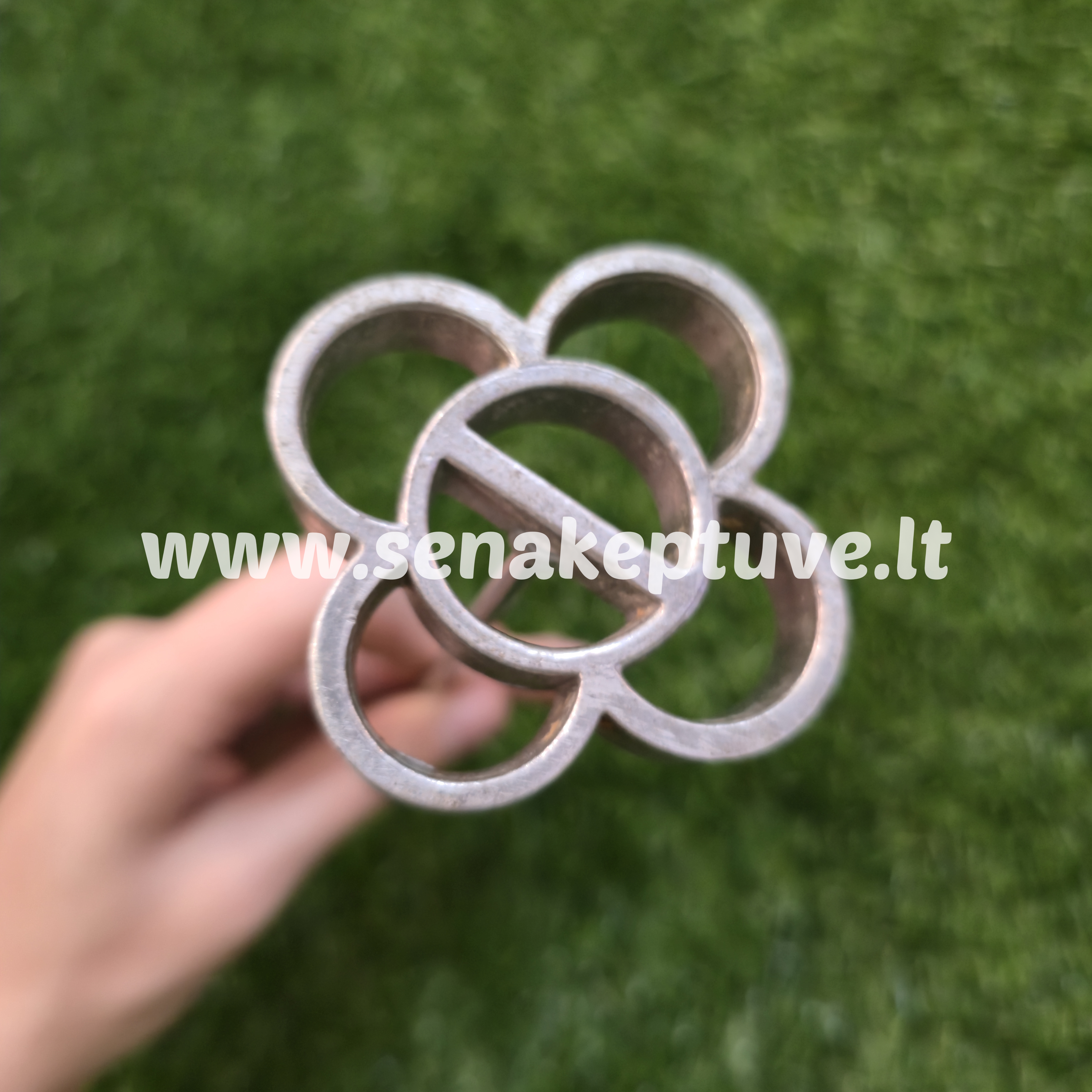 Senovinė žagarėlių formelė su koteliu