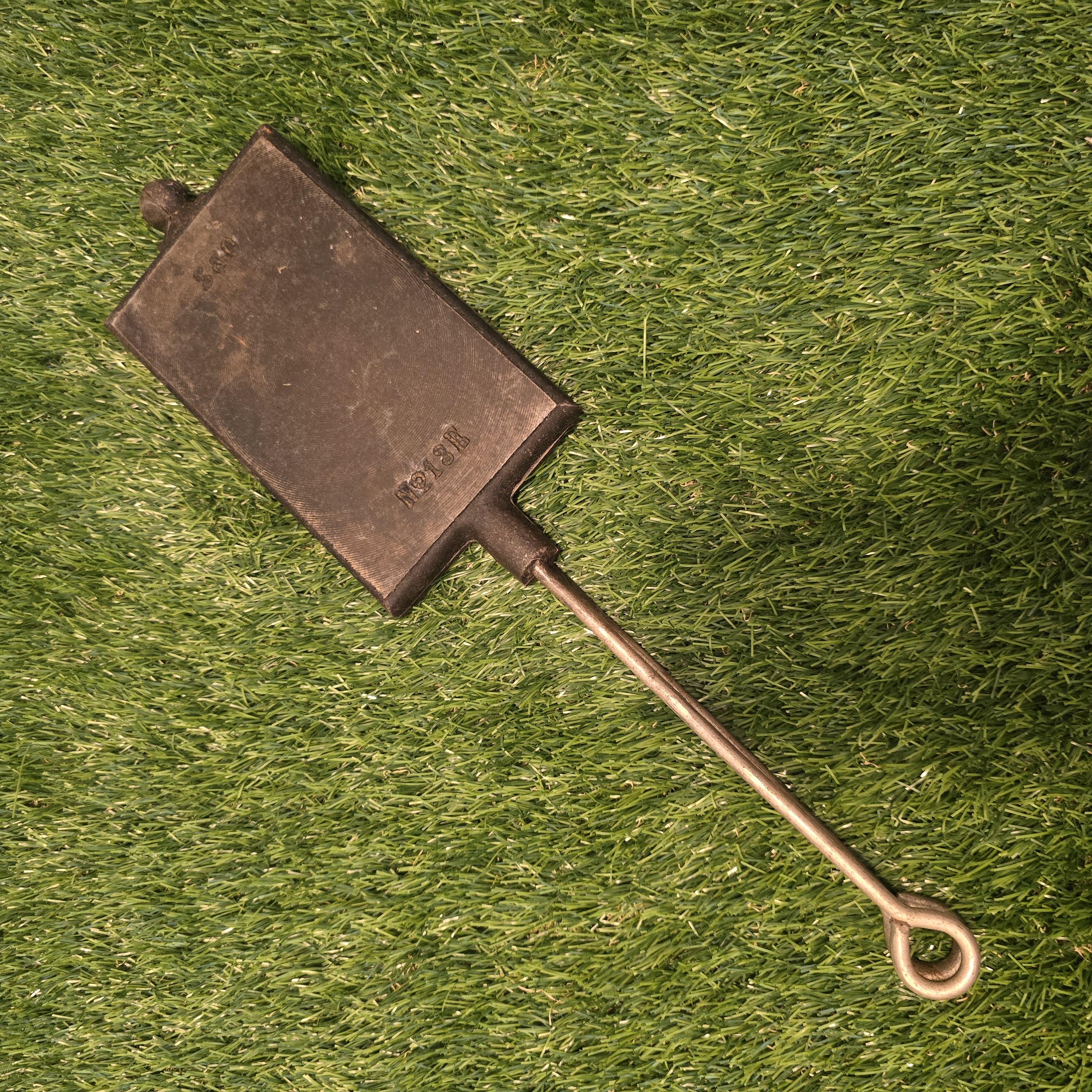 Plonų vaflių keptuvė