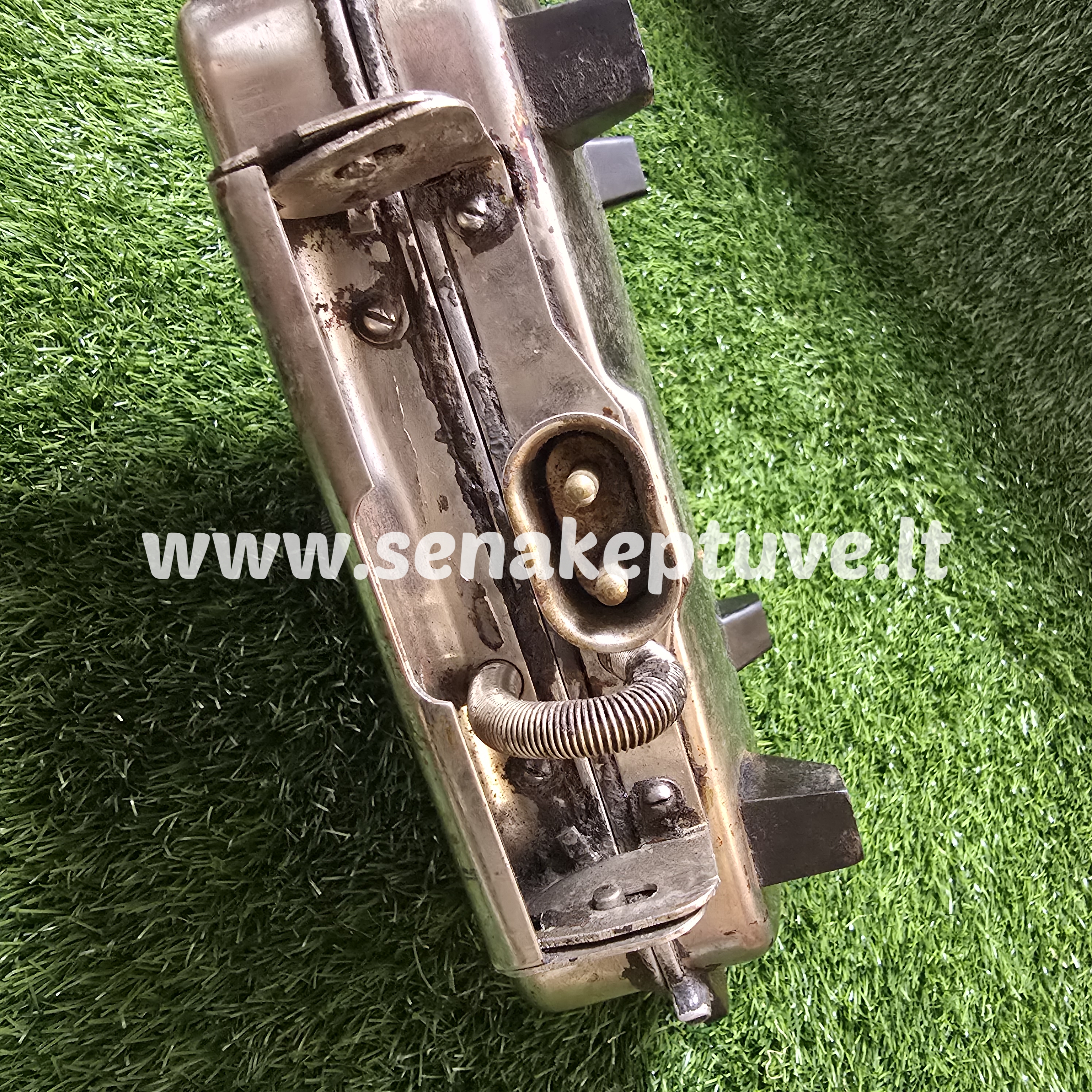 Senovinė elektrinė vaflinė su laidu