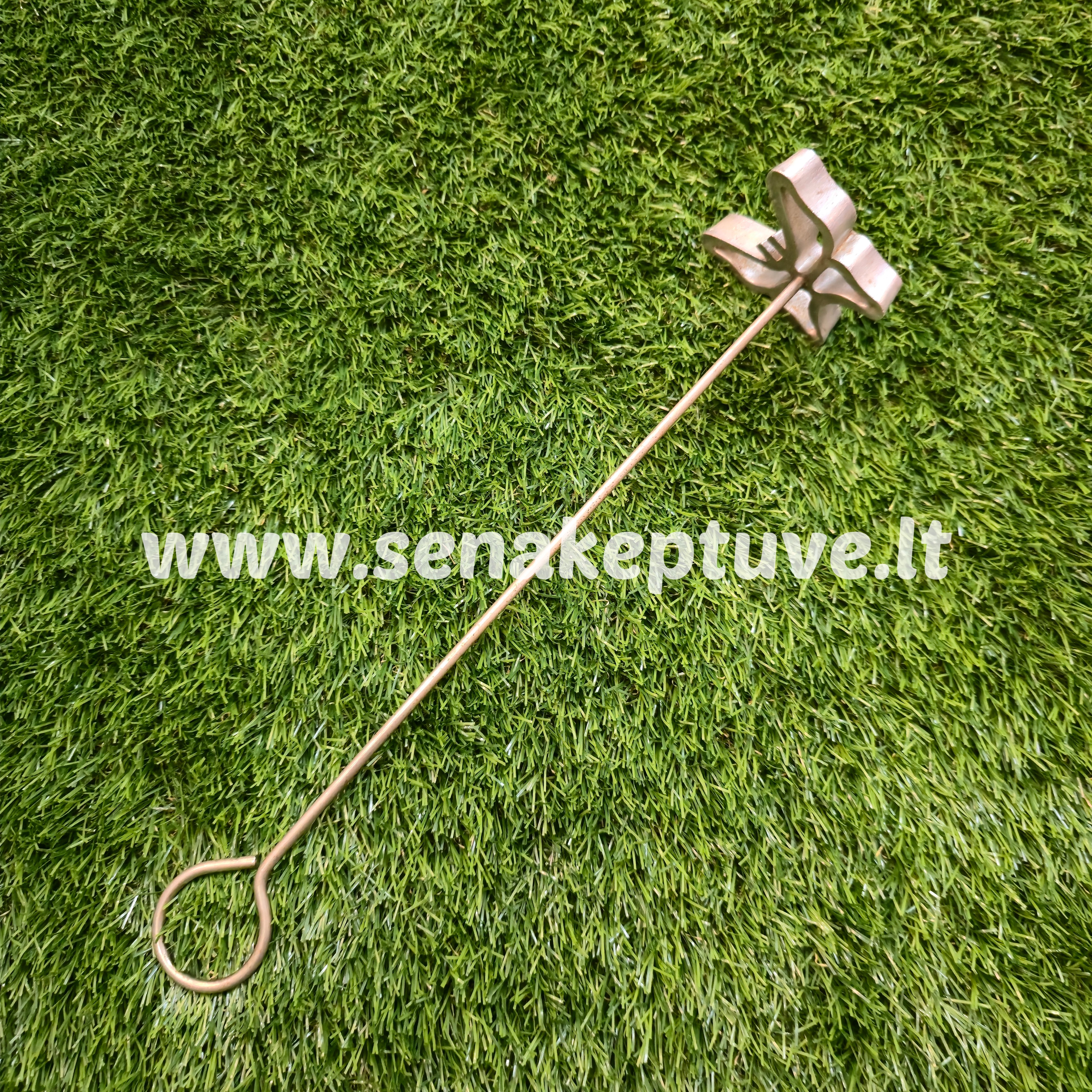 Senovinė žagarėlių formelė su koteliu