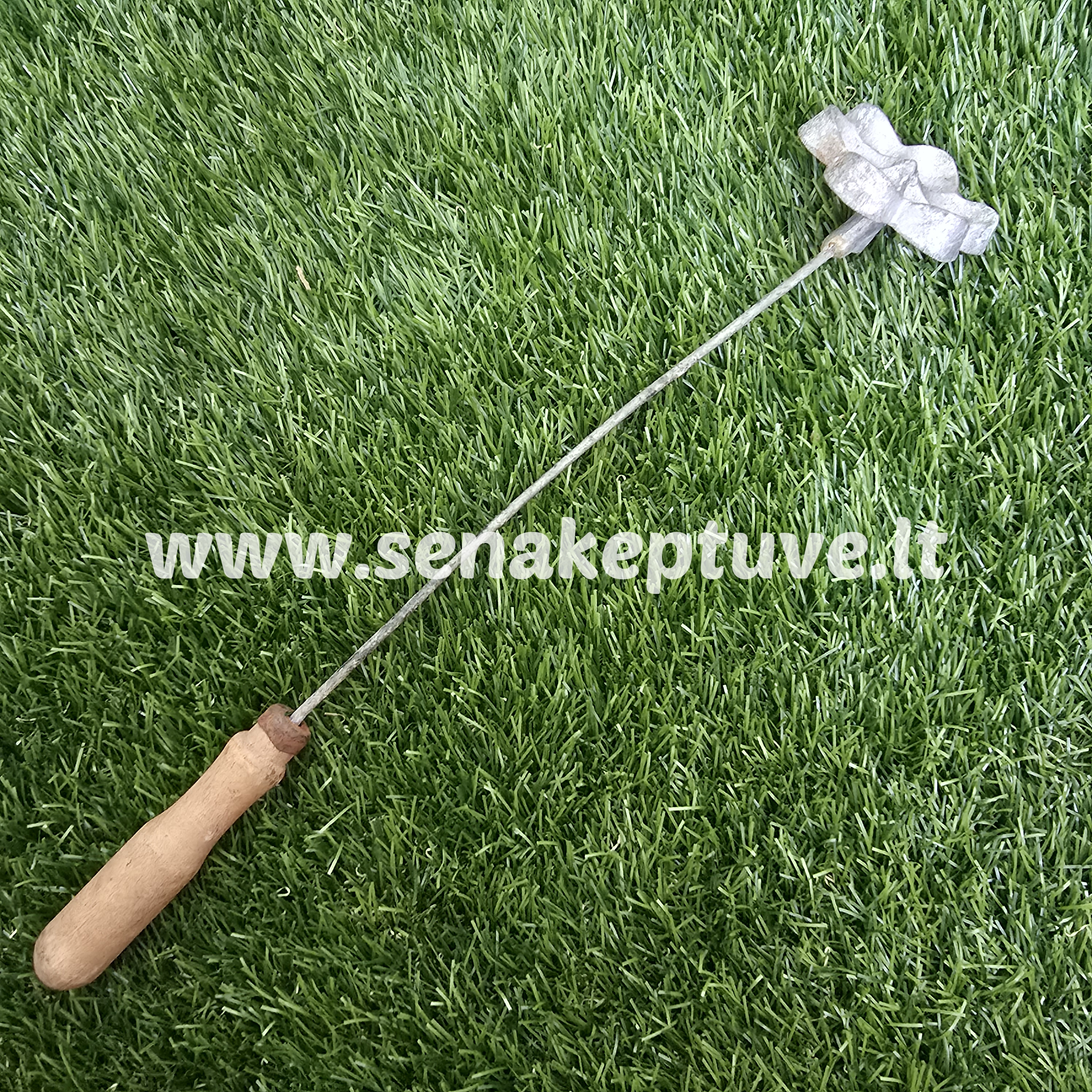 Senovinė žagarėlių formelė su koteliu