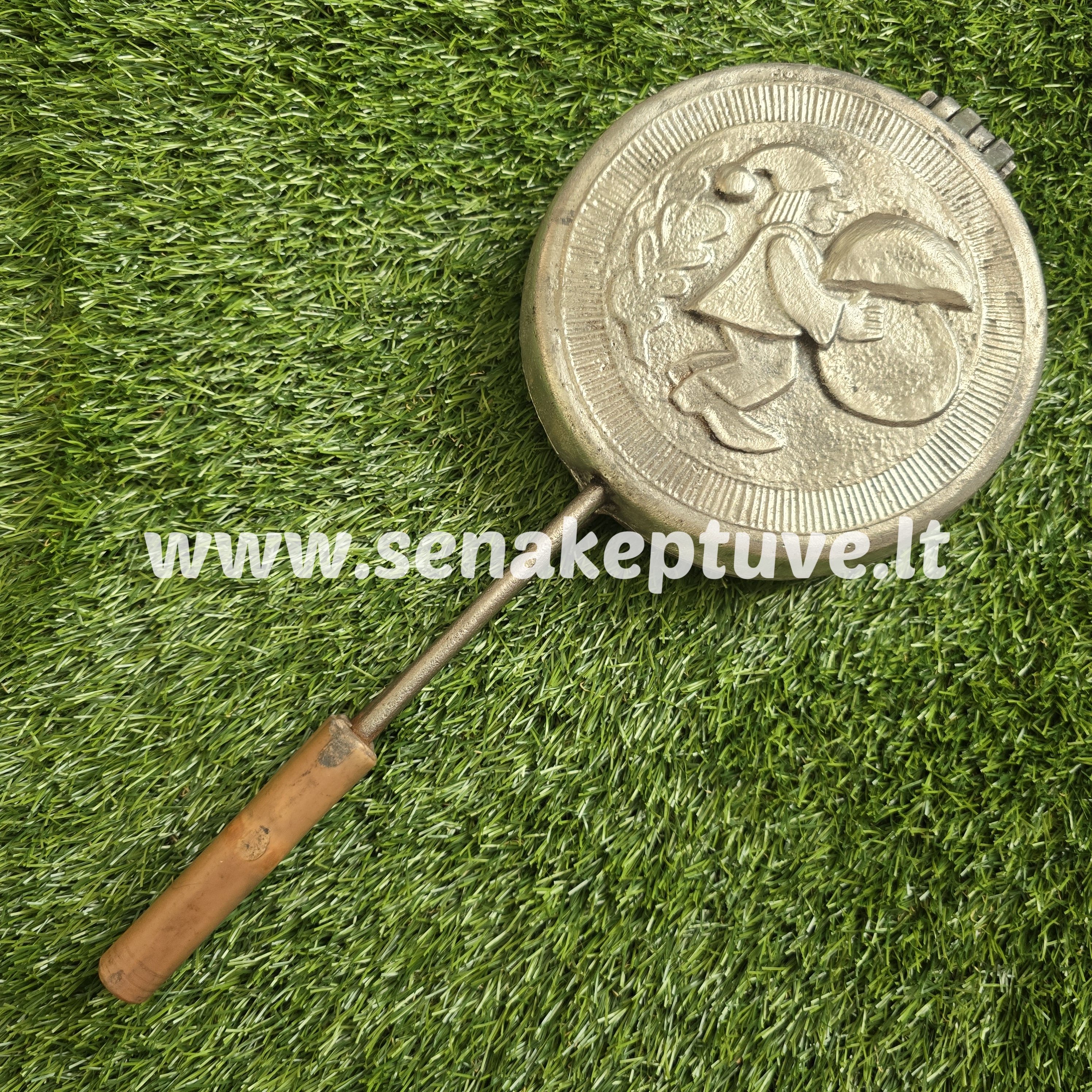 Senovinė grybukų keptuvė