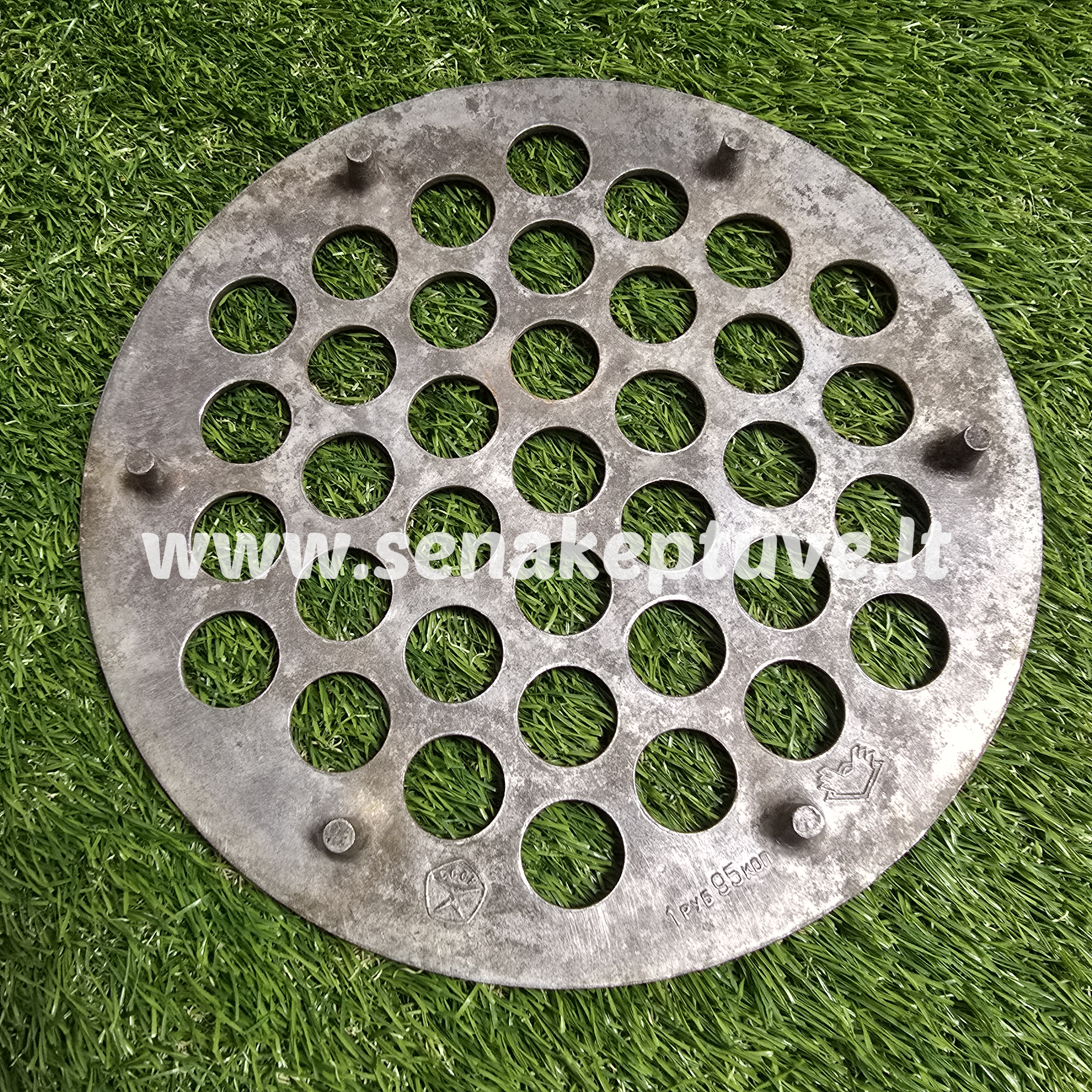 Senovinė koldūnų kepimo forma