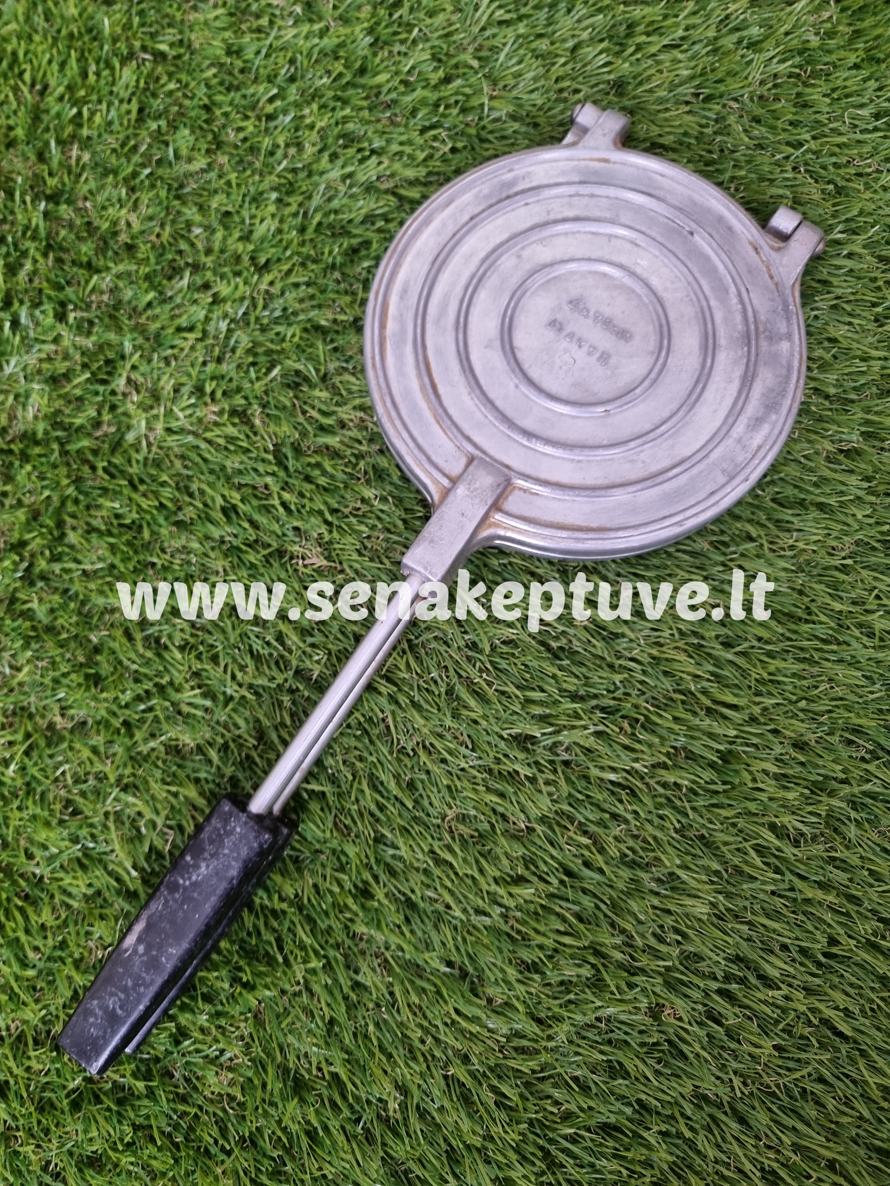 Senovinė blynų keptuvė