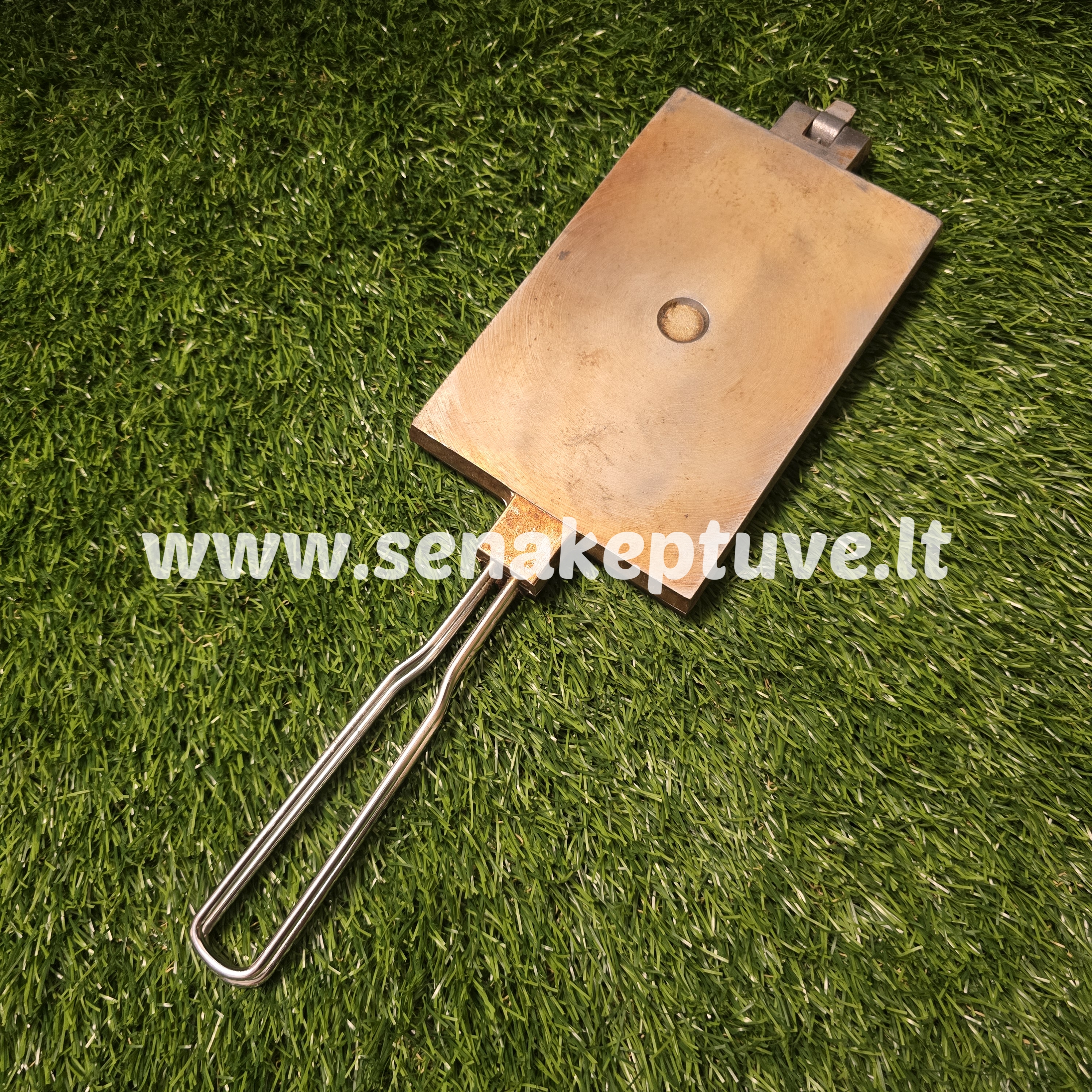 Senovinė plonų vaflių keptuvė