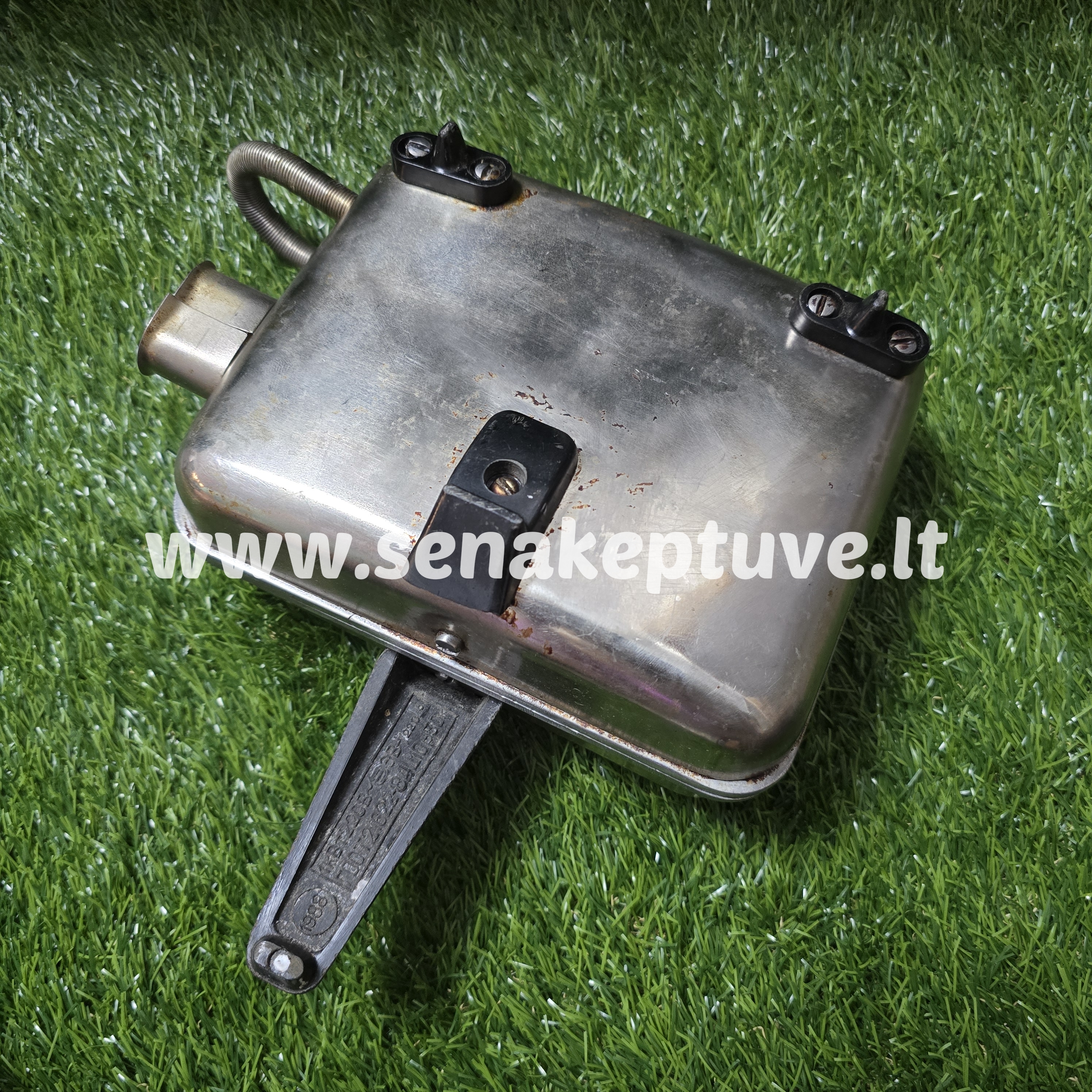 Senovinė elektrinė vaflinė su laidu (nėra apatinės rankenos)