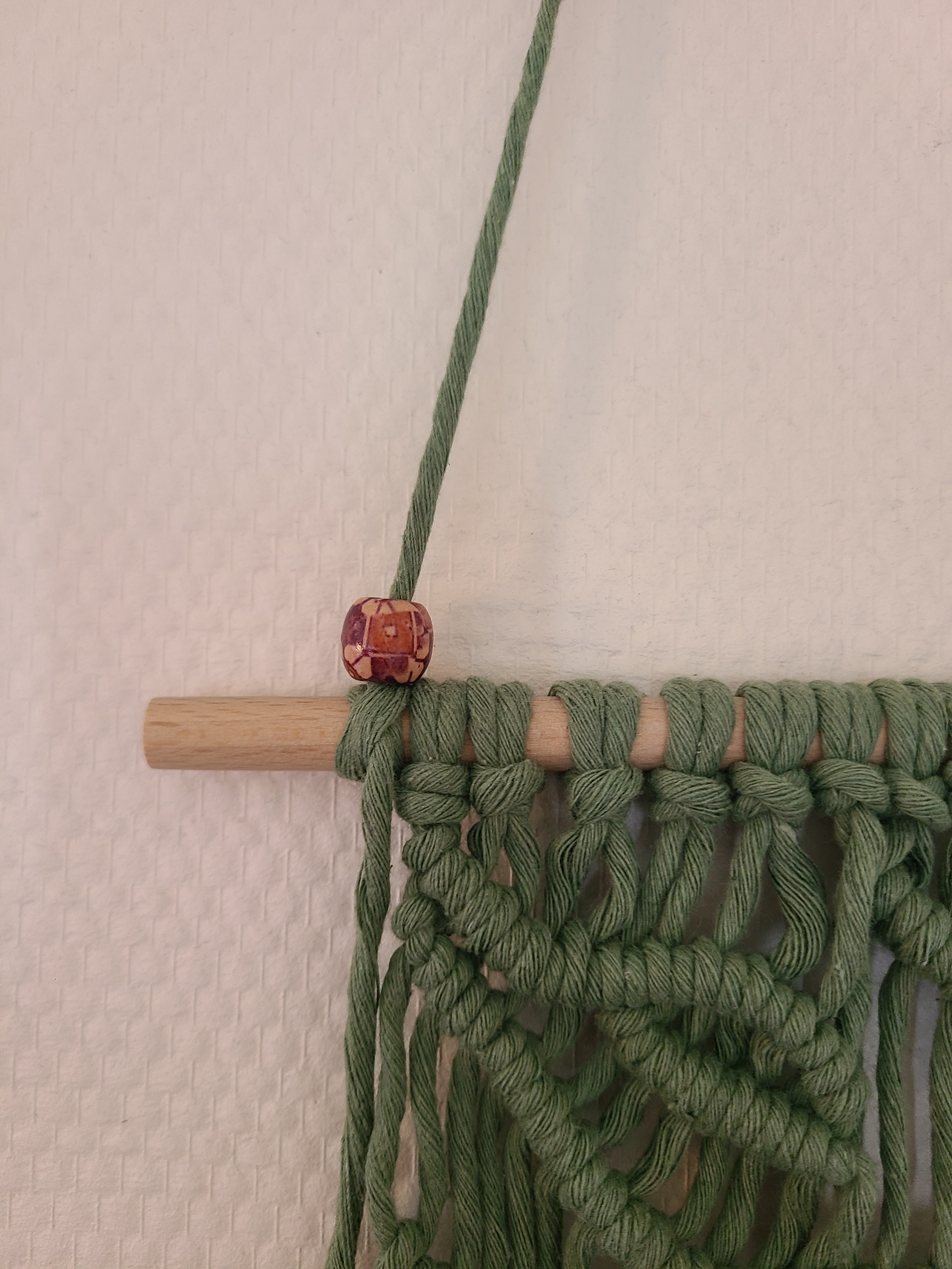 Mini tenture en macramé feuillage