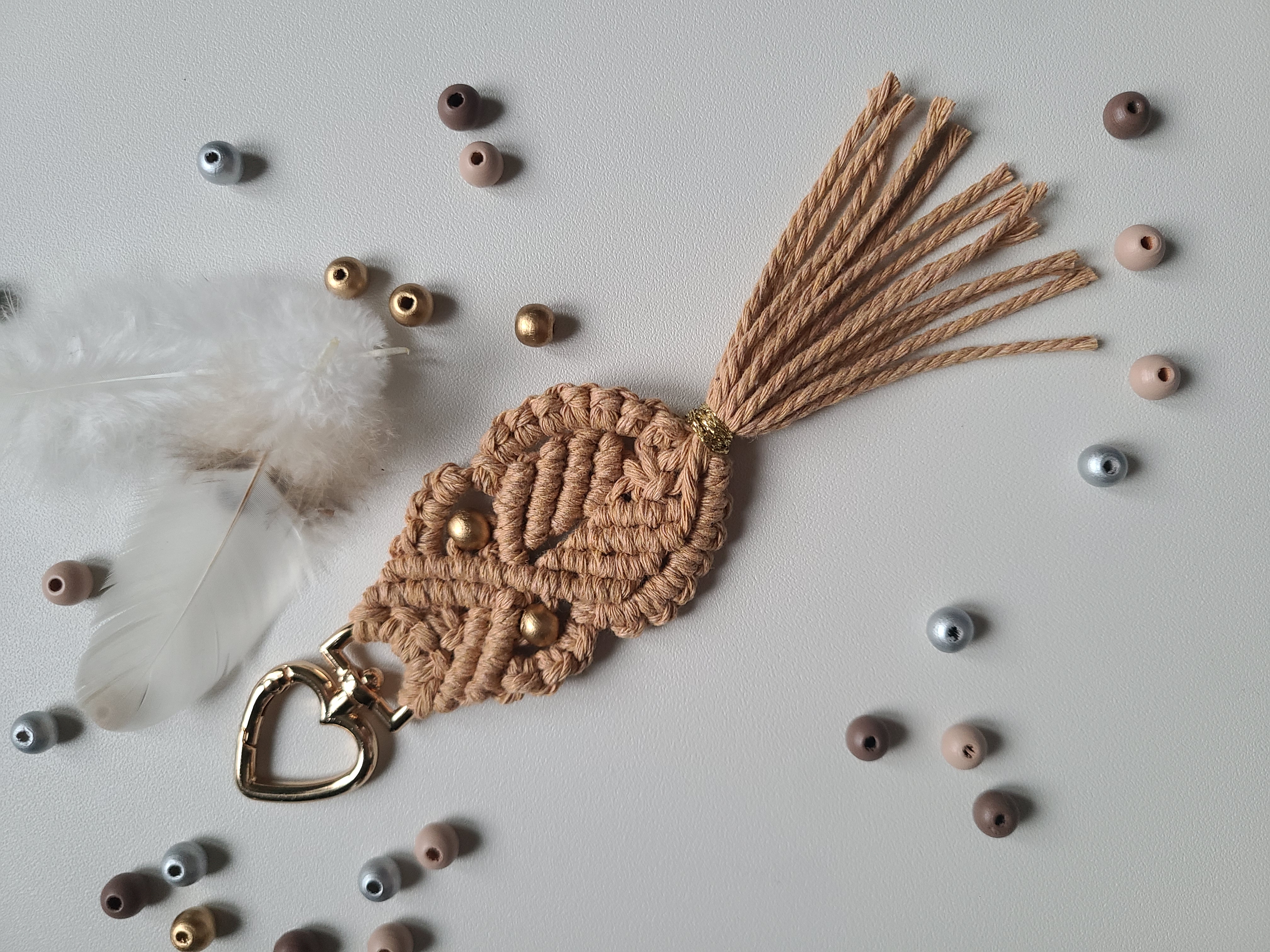 Porte-clés hibou en macramé