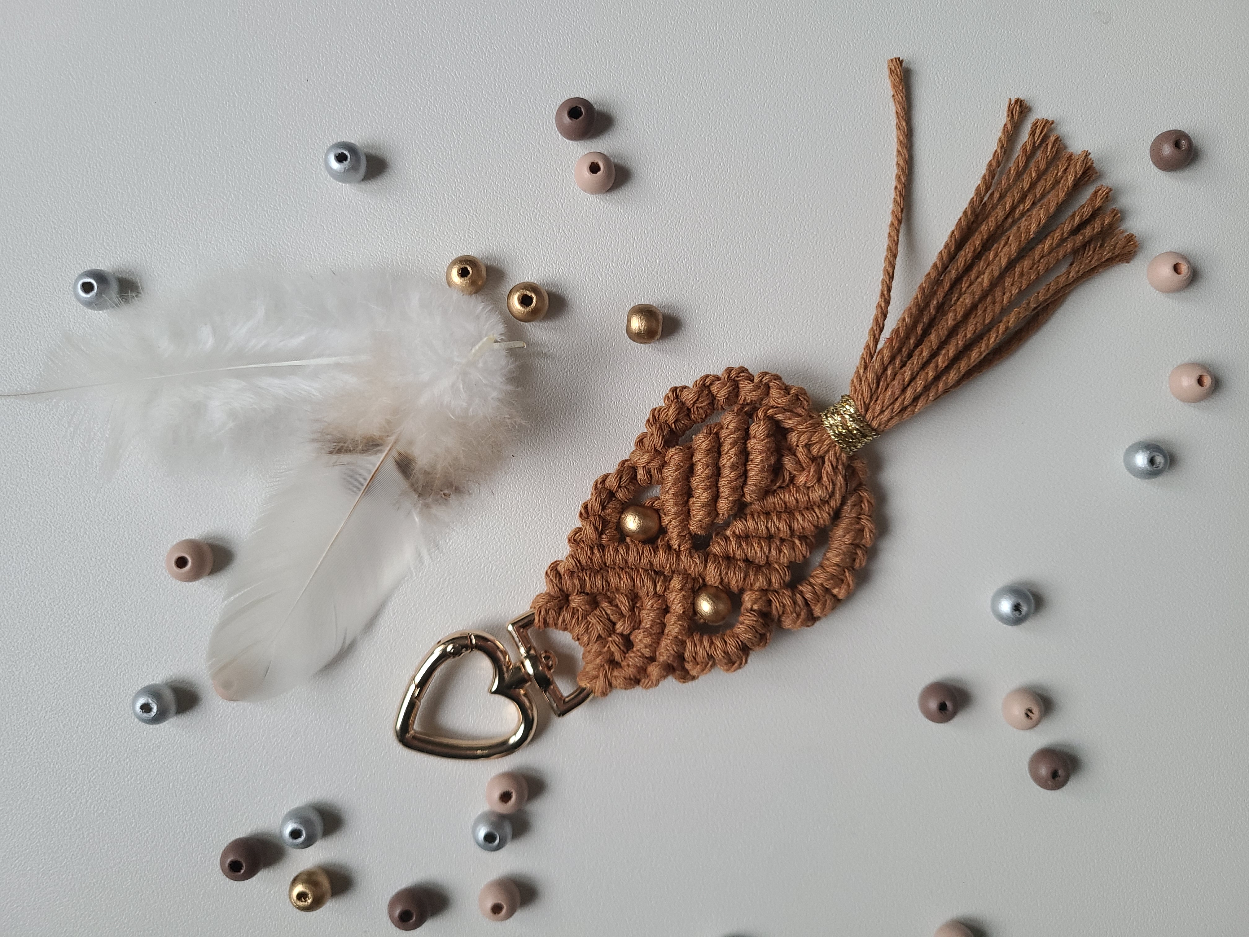 Porte-clés hibou en macramé