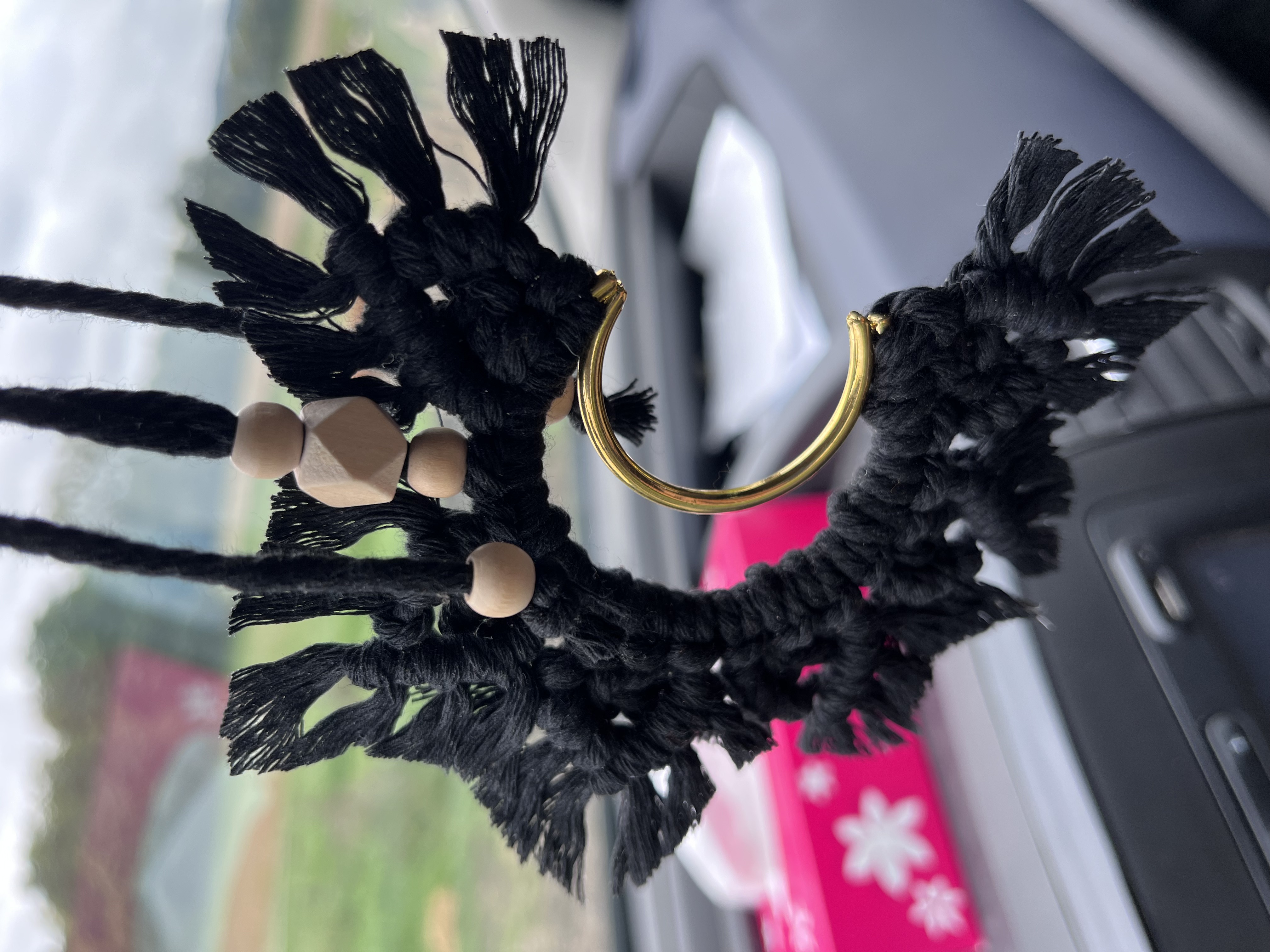 Pendentif pour rétroviseur en  macramé Lune