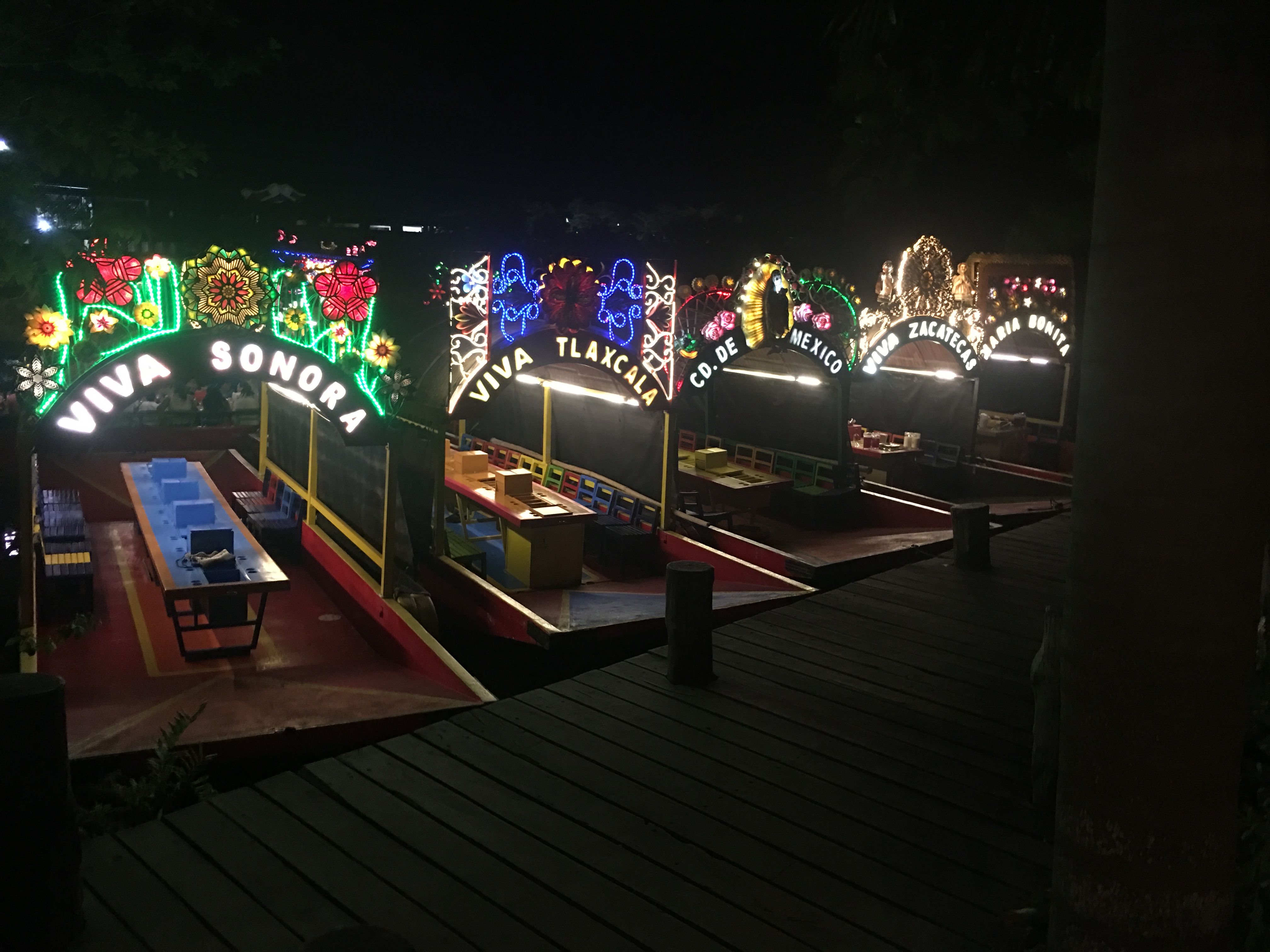 Xoximilco The Mexican floating fiesta
