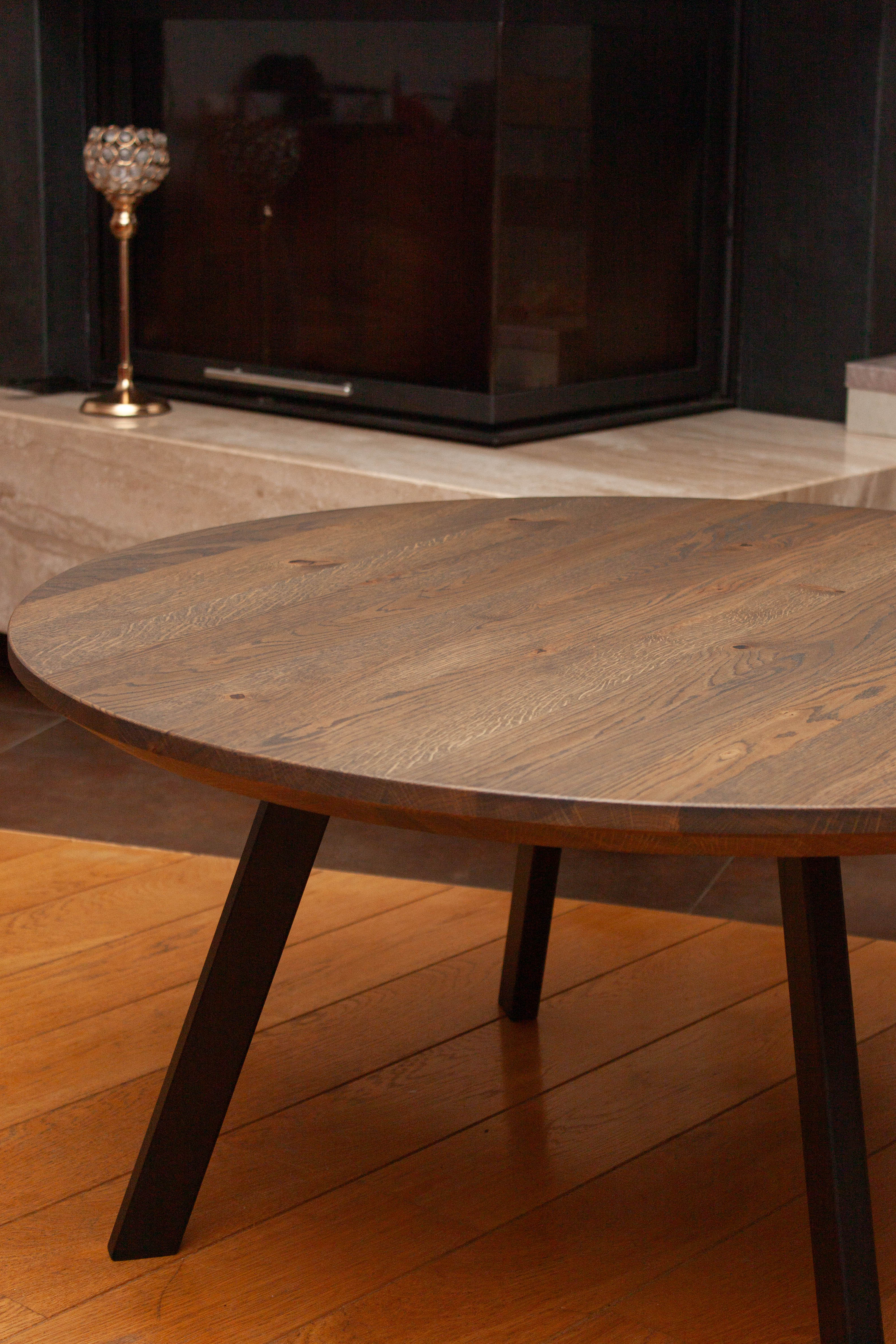 ĄŽUOLINIS APVALUS KAVOS STALIUKAS