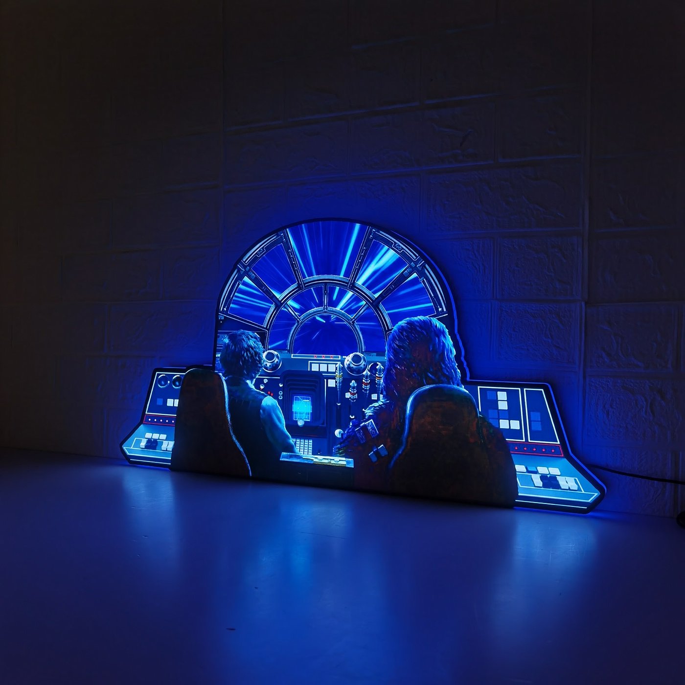 EXCLUSIVE STAR WARS MILLENNIUM FALCON PINBALL TOPPER - LED