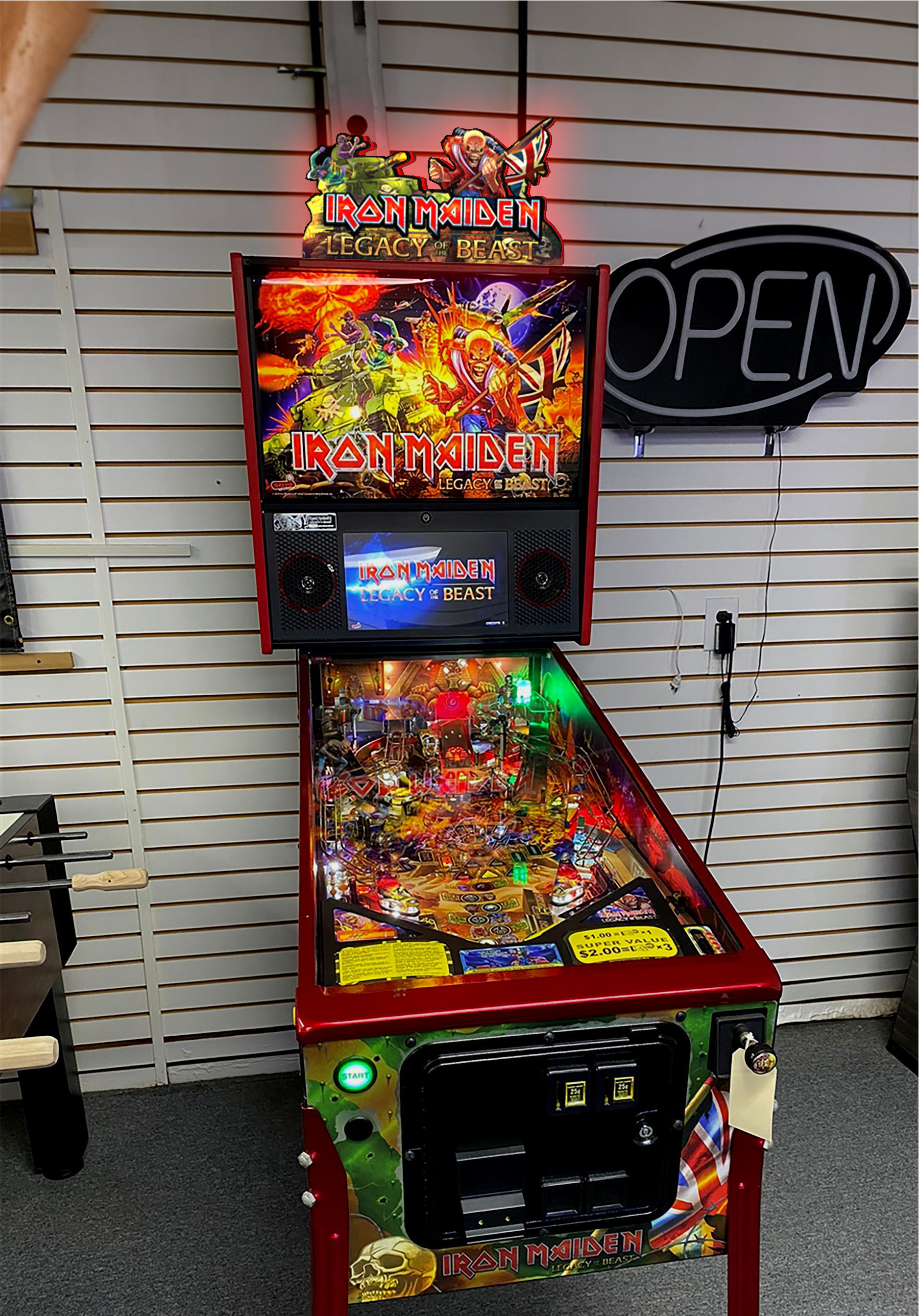 Iron Maiden: Legacy of the Beast – Trooper Eddie Edition – 3D LED Pinball Topper