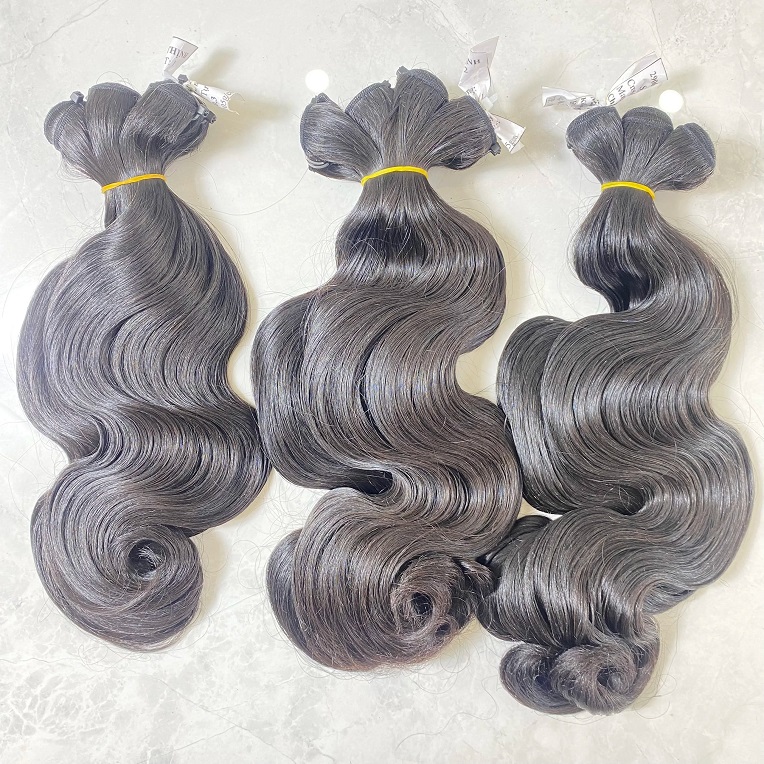 100g  Mongolian Raw Body Wavy Hair bundle  
