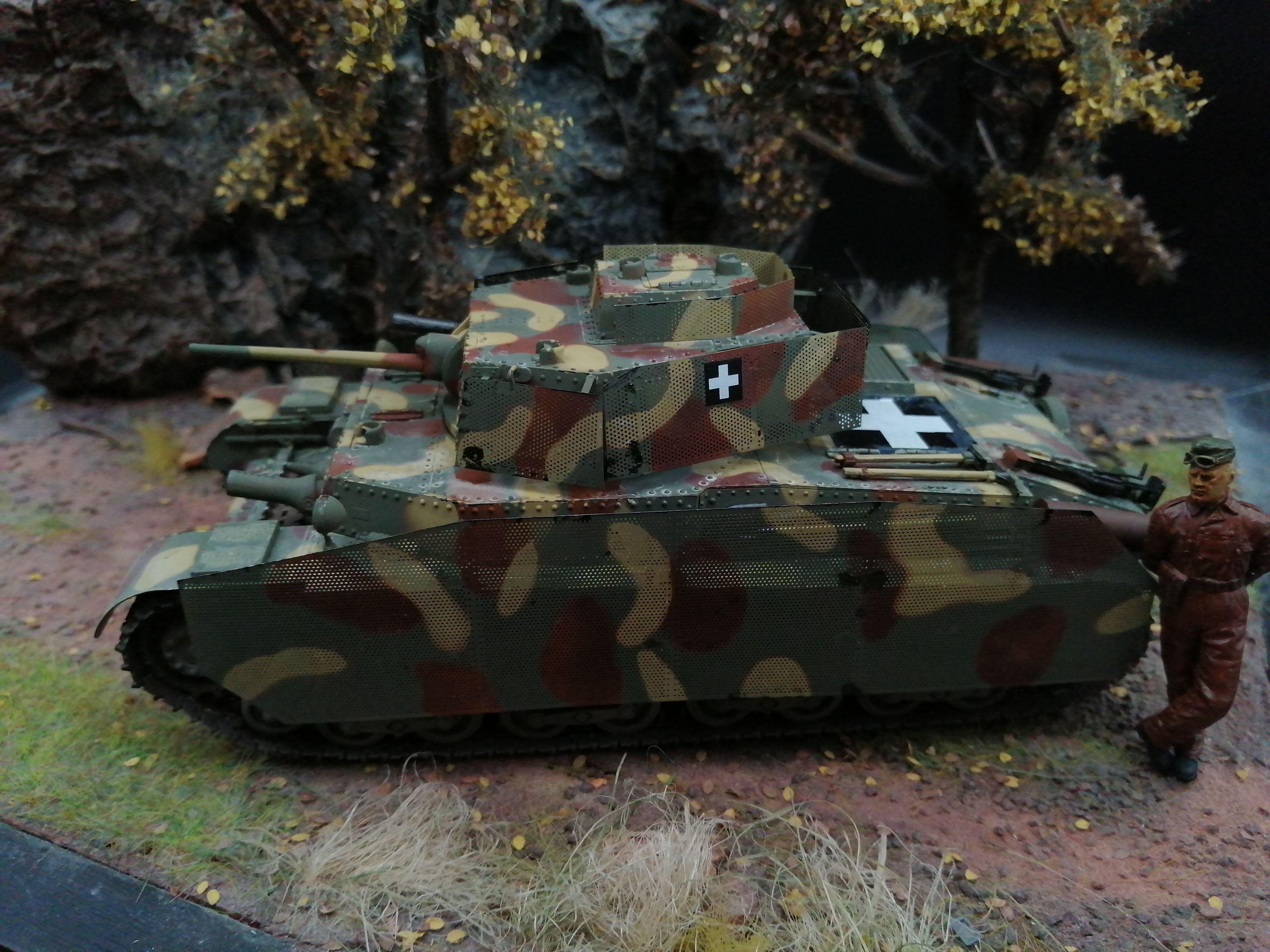 (Pre-Order) Bronco CB35120 Turan I Hungarian Medium Tank 40.M 1:35, Built & Painted