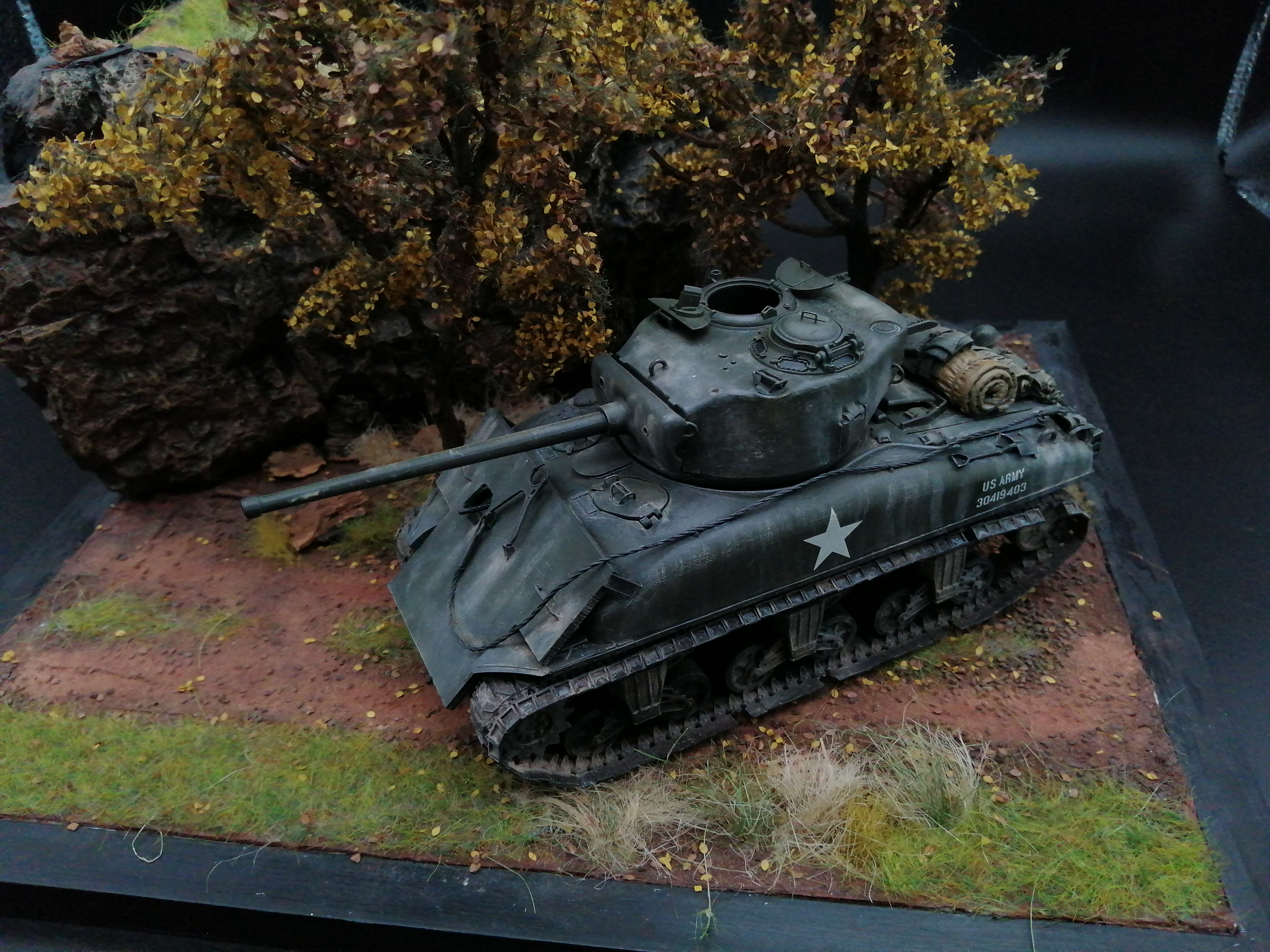 (Pre-Order) Tamiya  U.S. Sherman M4A1 1:35, Built & Painted conversion