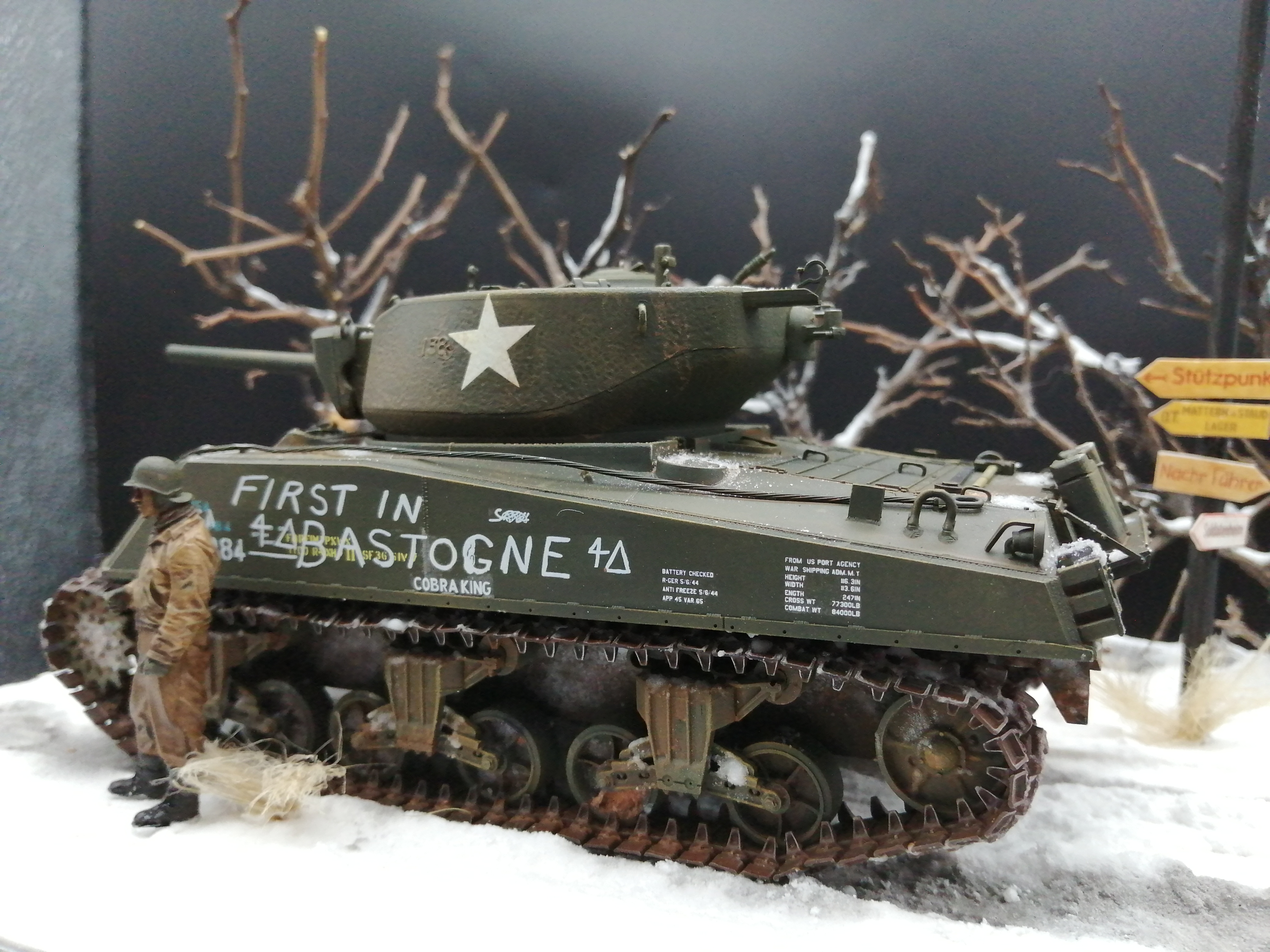(Pre-Order) MENG U.S. Assault Tank M4A3E2 Jumbo 1:35, Built & Painted
