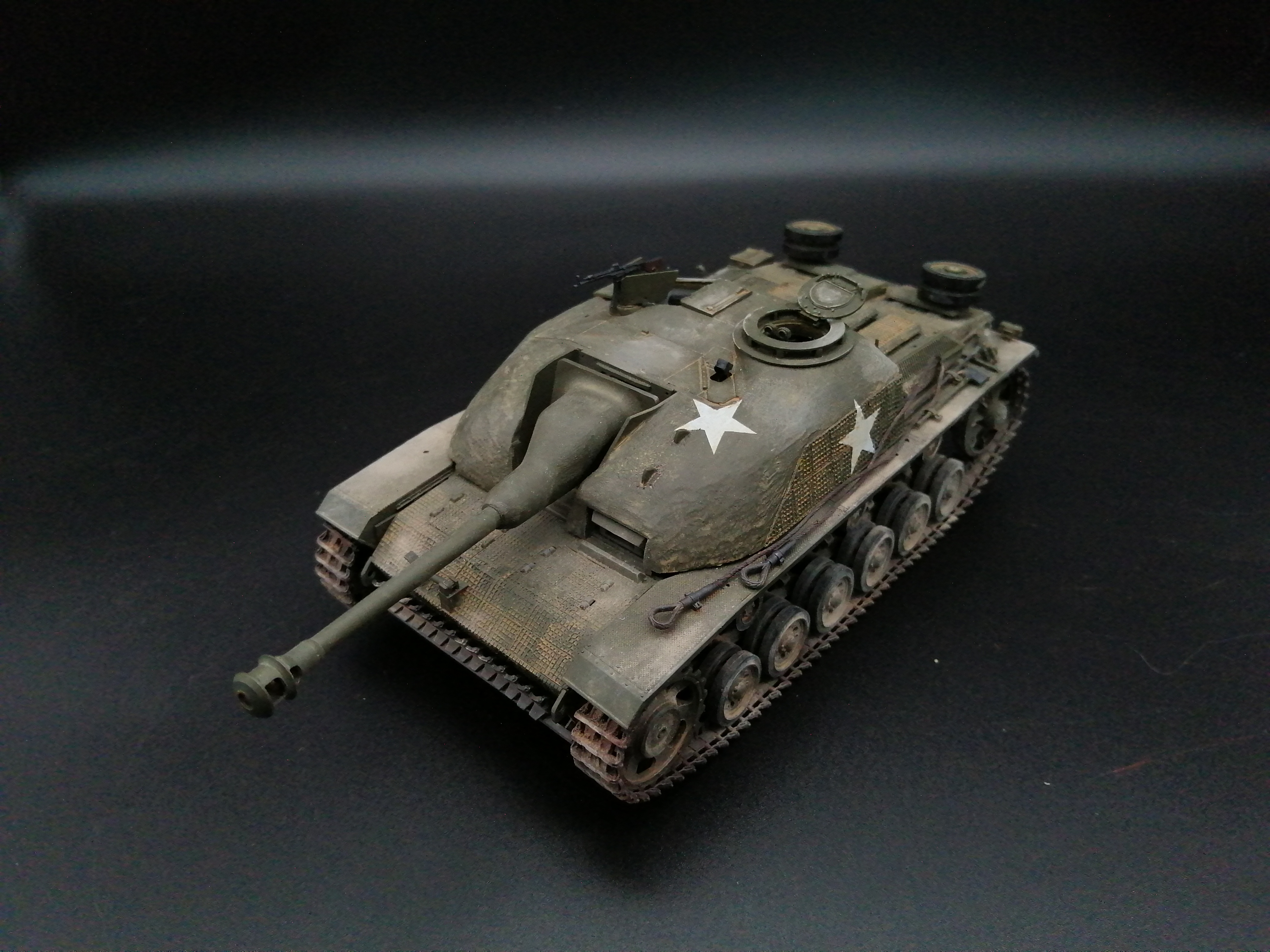 (Pre-Order) TAKOM STUG III AUSF.G 1:35, Built & Painted conversion