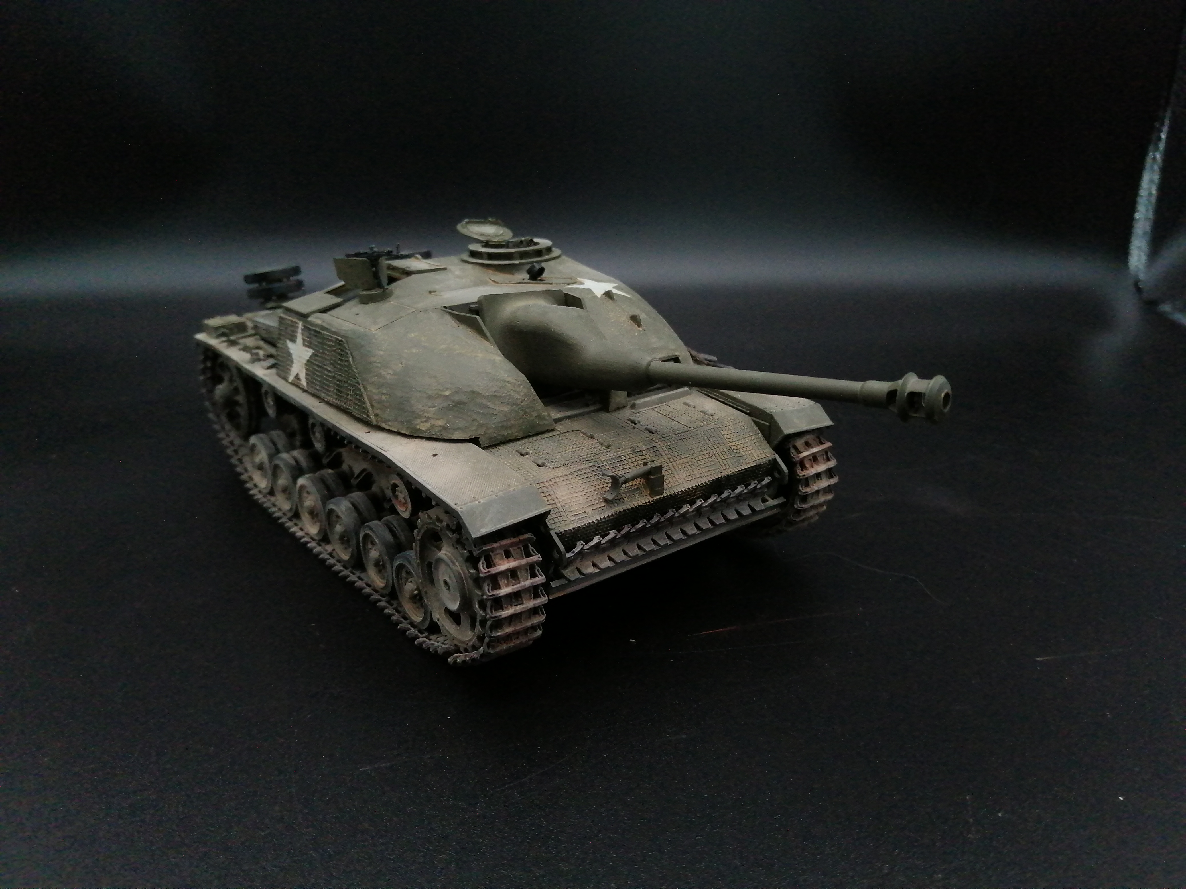 (Pre-Order) TAKOM STUG III AUSF.G 1:35, Built & Painted conversion
